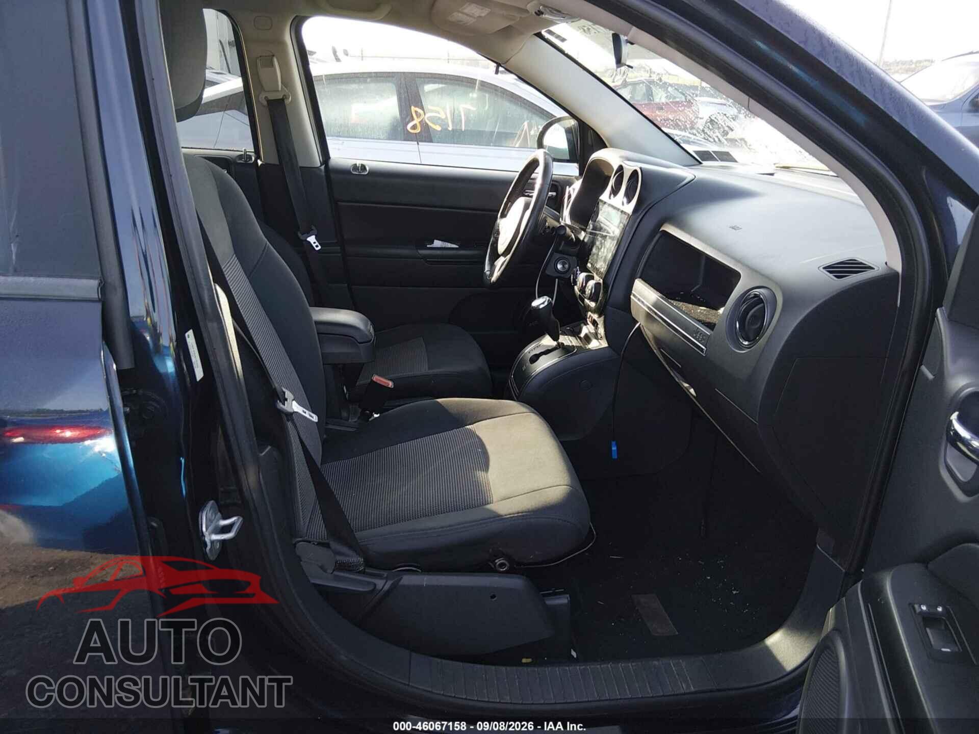 JEEP COMPASS 2011 - 1J4NF1FBXBD164526