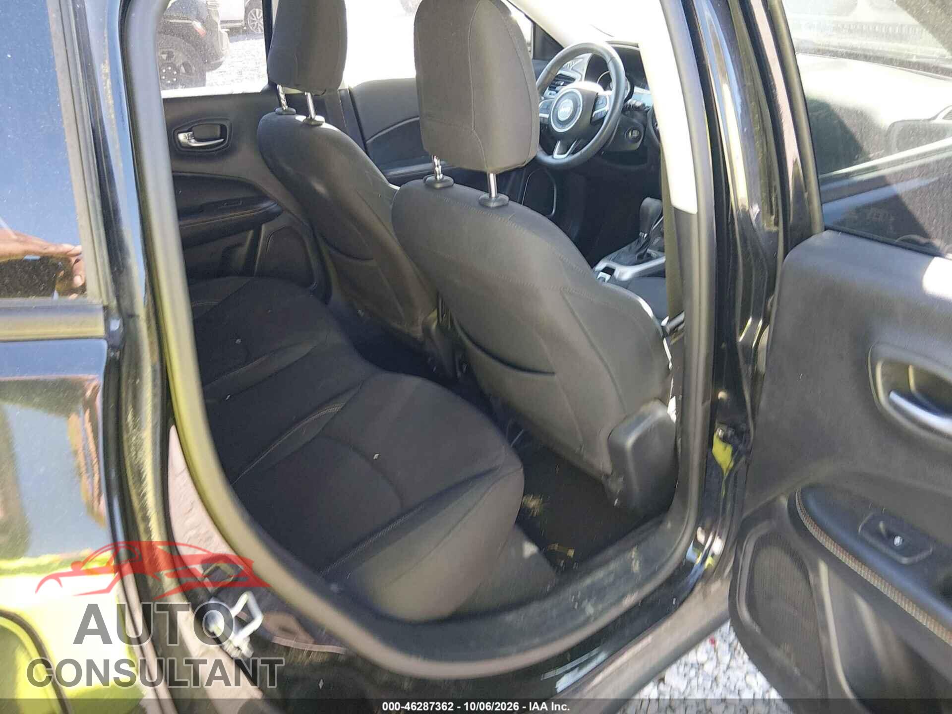 JEEP COMPASS 2019 - 3C4NJDAB2KT657284