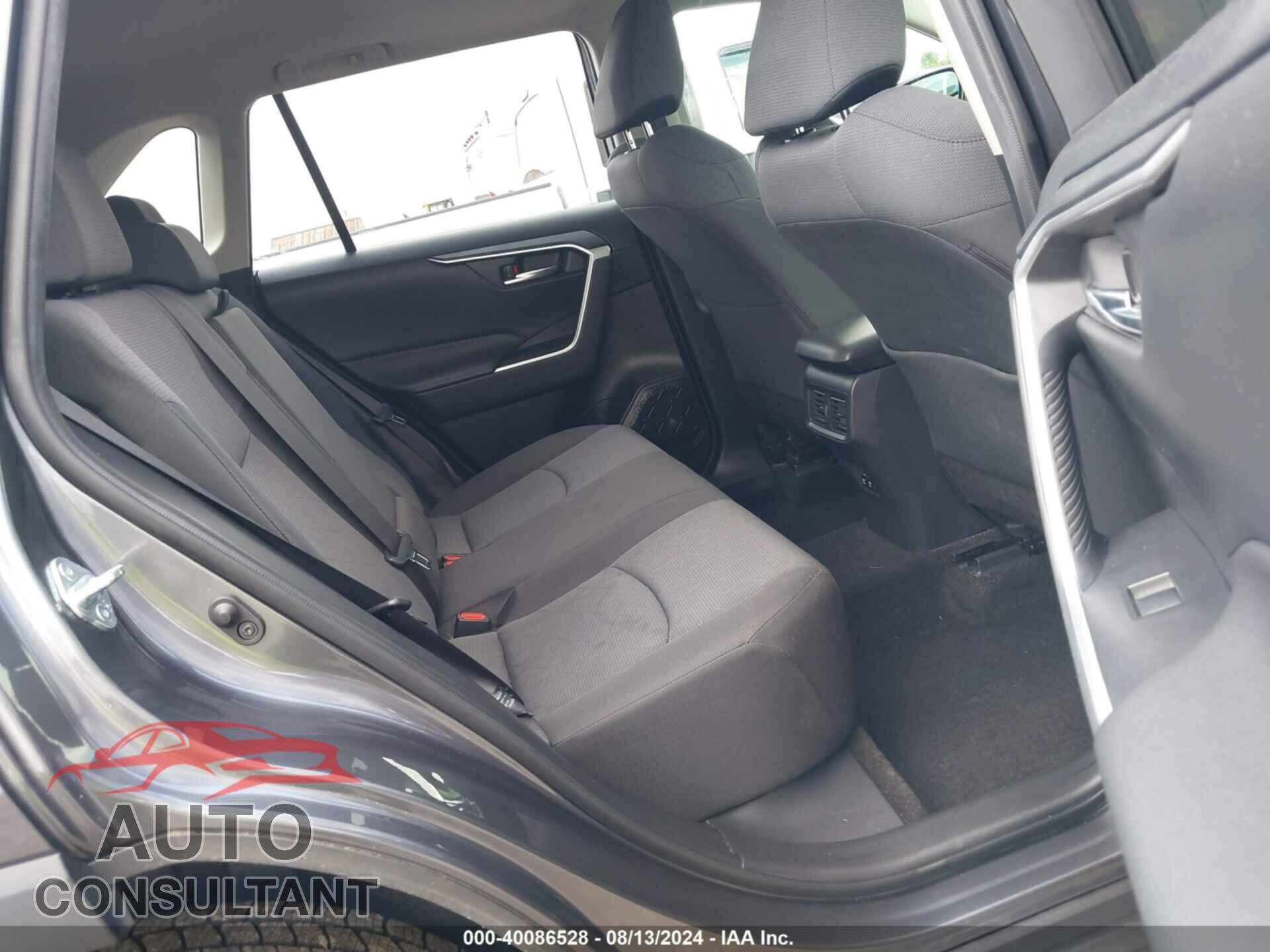 TOYOTA RAV4 2019 - JTMP1RFV2KD017915