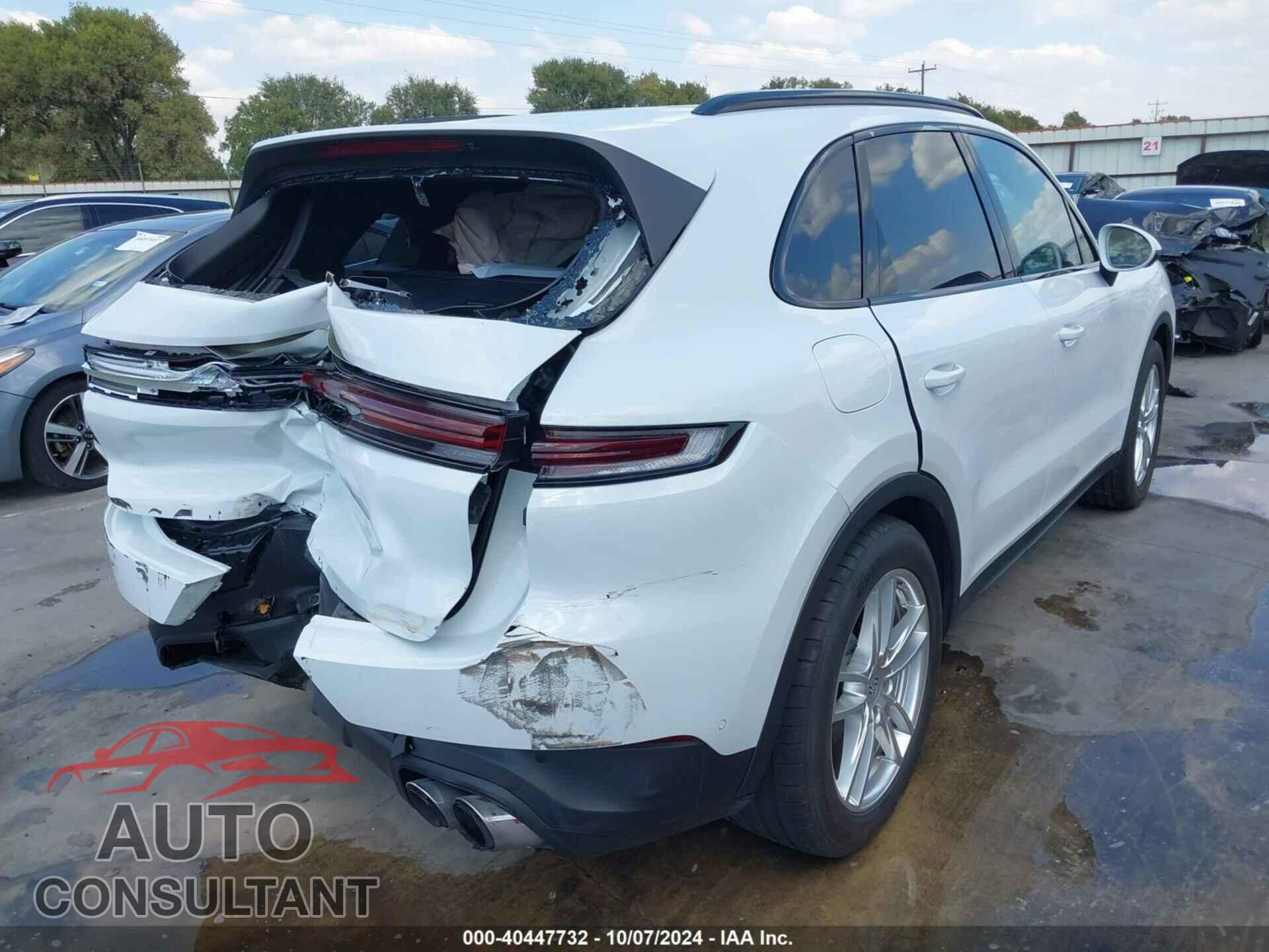 PORSCHE CAYENNE 2024 - WP1AA2AY8RDA01015
