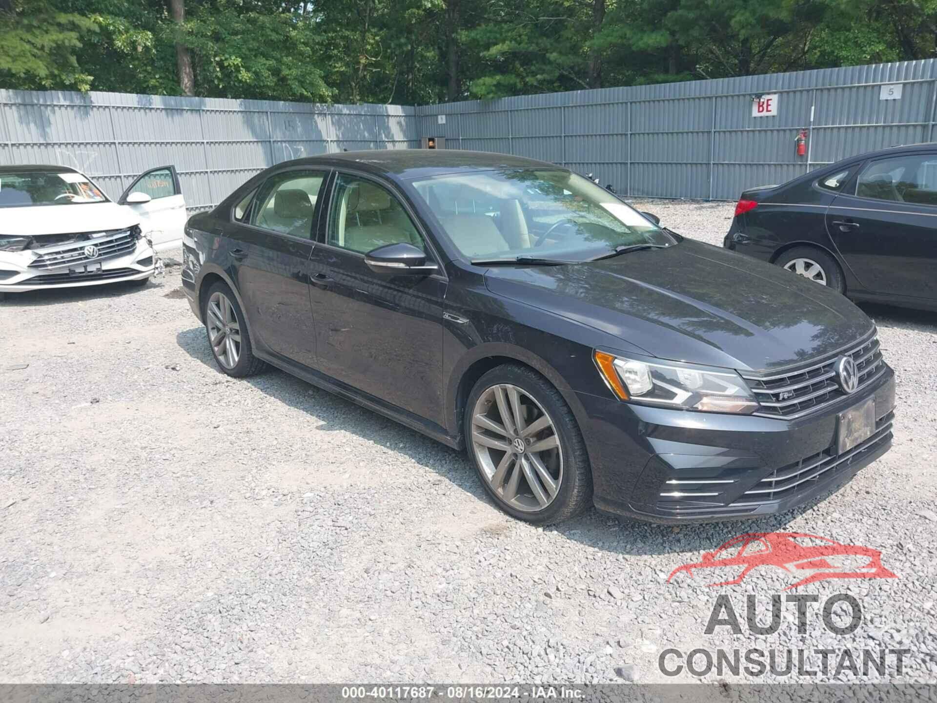 VOLKSWAGEN PASSAT 2018 - 1VWAA7A31JC016613