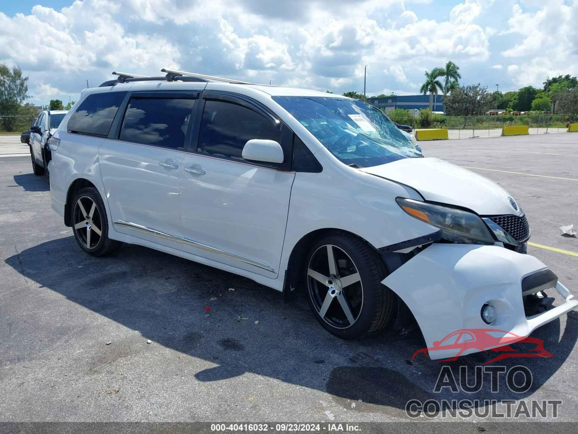 TOYOTA SIENNA 2017 - 5TDXZ3DC1HS815147