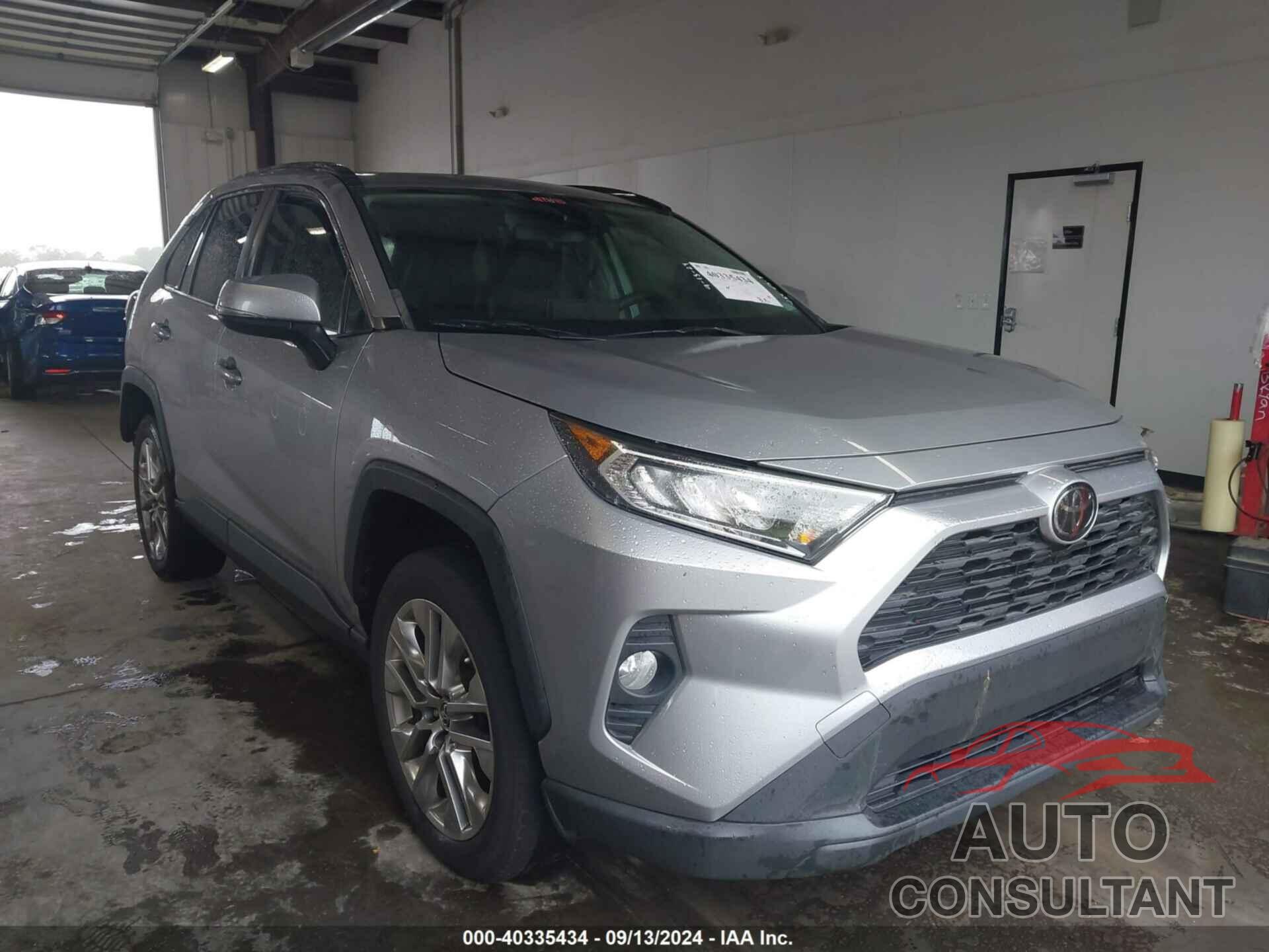 TOYOTA RAV4 2019 - JTMC1RFVXKD014758