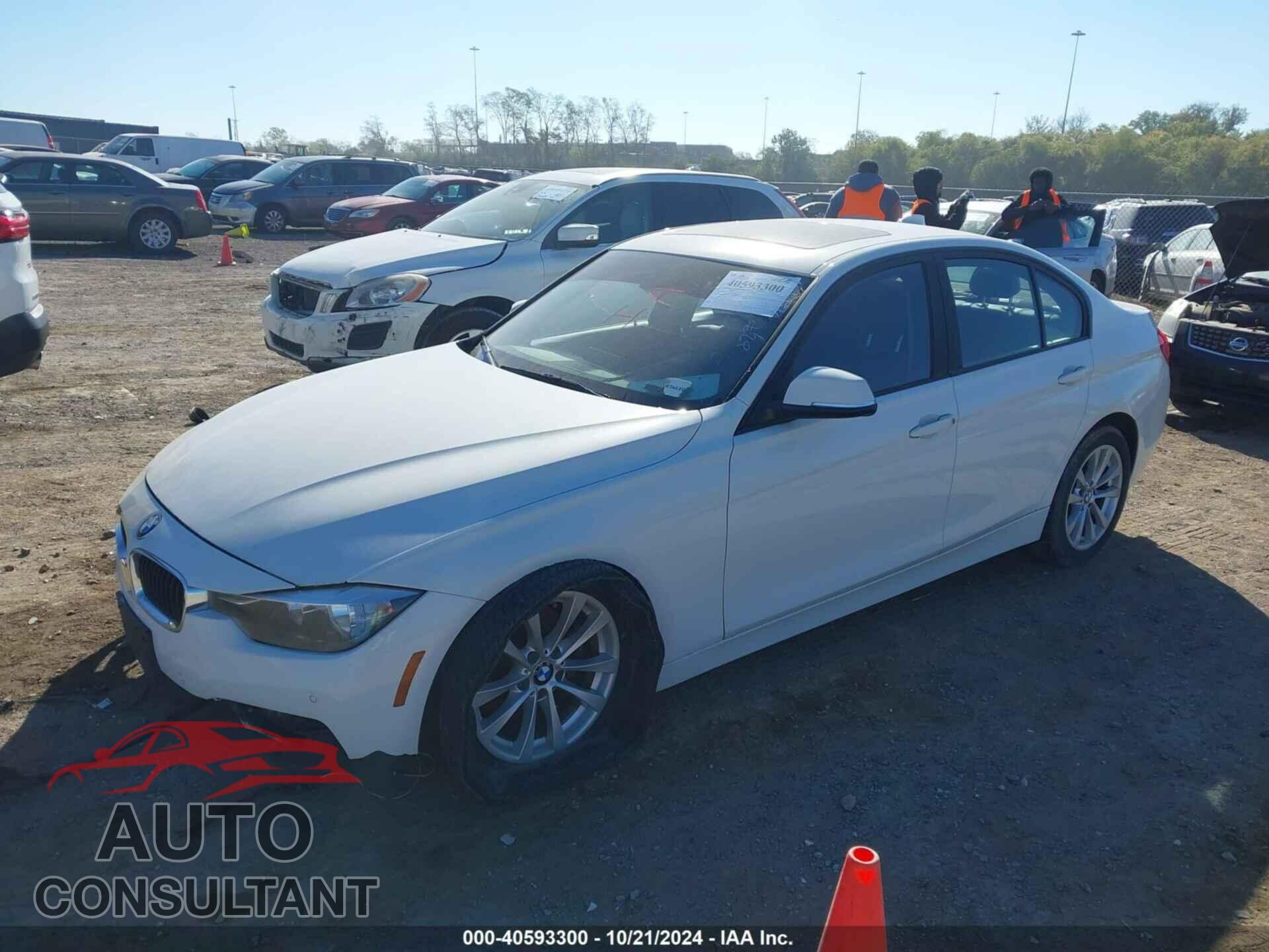 BMW 320I 2016 - WBA8E5G51GNU21867