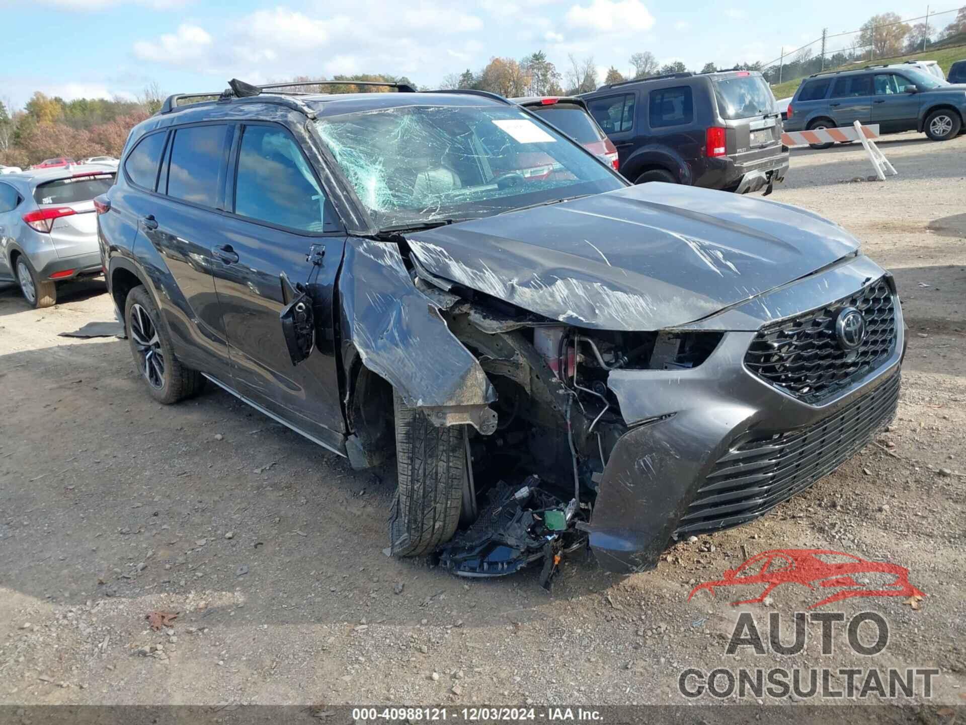 TOYOTA HIGHLANDER 2022 - 5TDLZRBH2NS218214