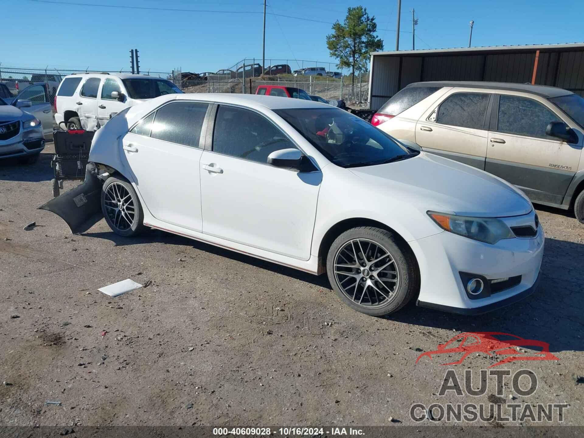 TOYOTA CAMRY 2014 - 4T1BF1FK3EU817139