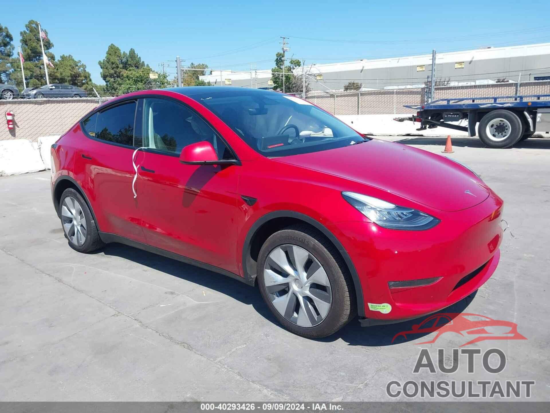 TESLA MODEL Y 2023 - 7SAYGDEE2PA121182