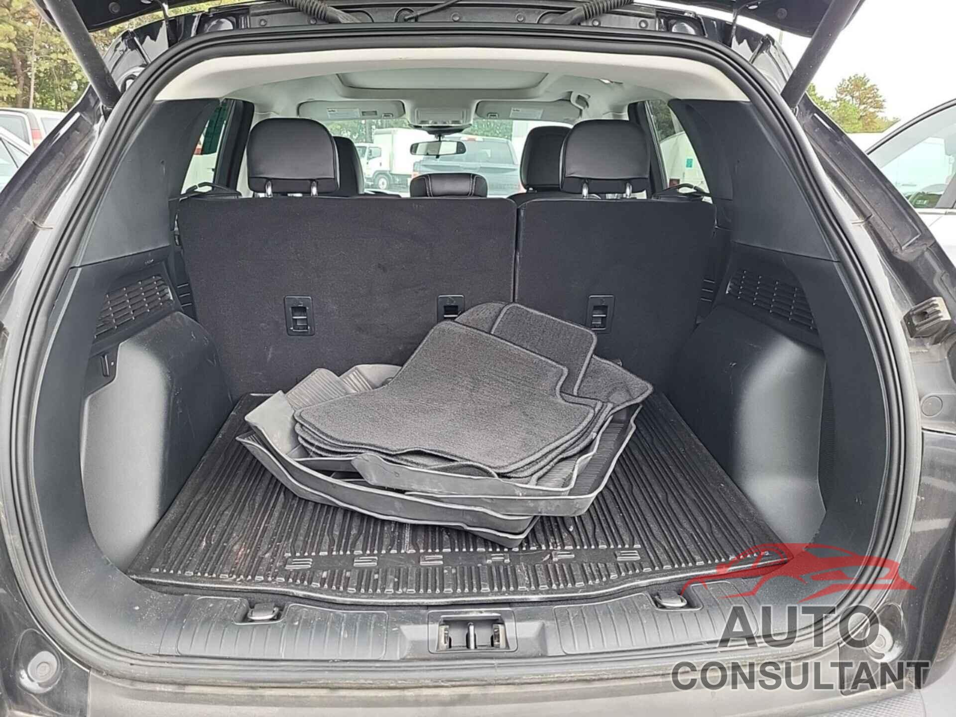 FORD ESCAPE 2021 - 1FMCU9H99MUA11338