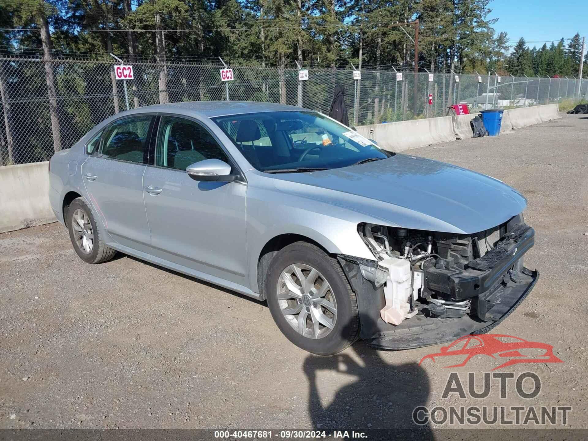 VOLKSWAGEN PASSAT 2017 - 1VWAT7A32HC017788