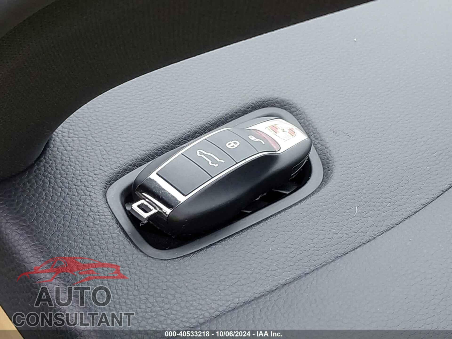 PORSCHE MACAN 2018 - WP1AA2A52JLB09016