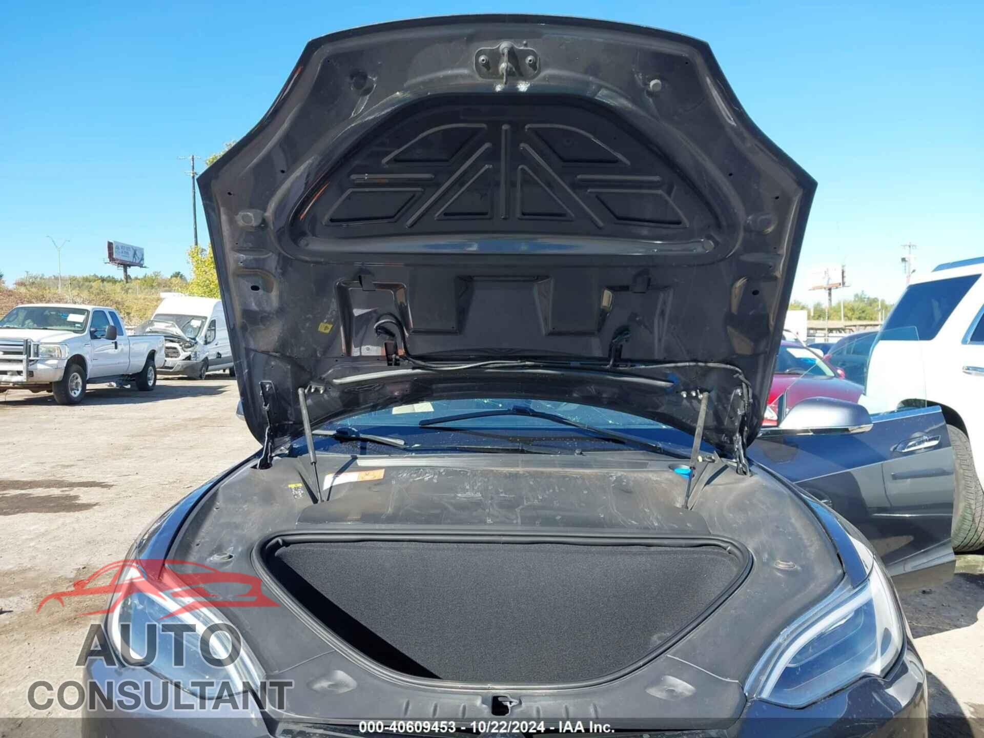 TESLA MODEL S 2017 - 5YJSA1E26HF197310