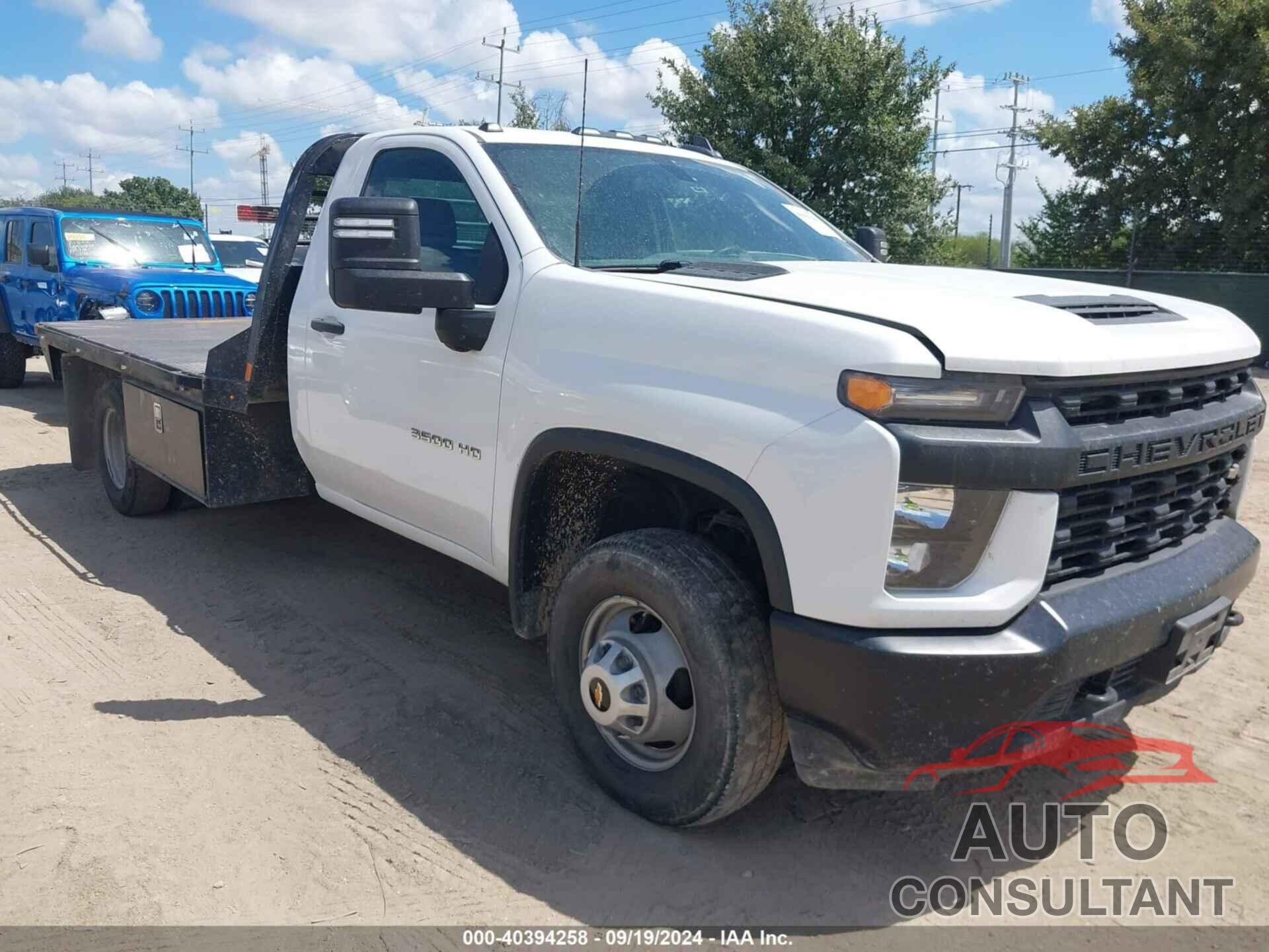 CHEVROLET SILVERADO 3500HD CHASSIS 2023 - 1GB3YSE7XPF231233