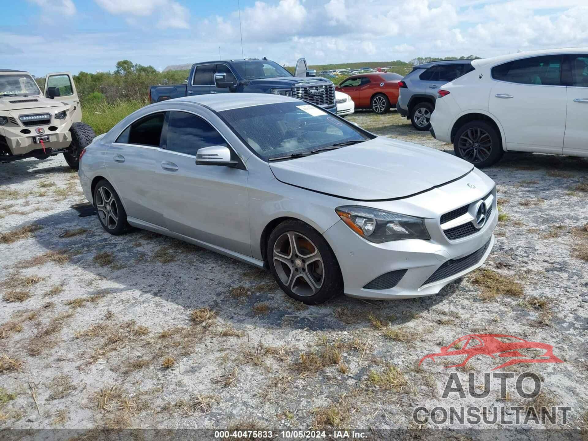 MERCEDES-BENZ CLA 250 2014 - WDDSJ4EB8EN048420