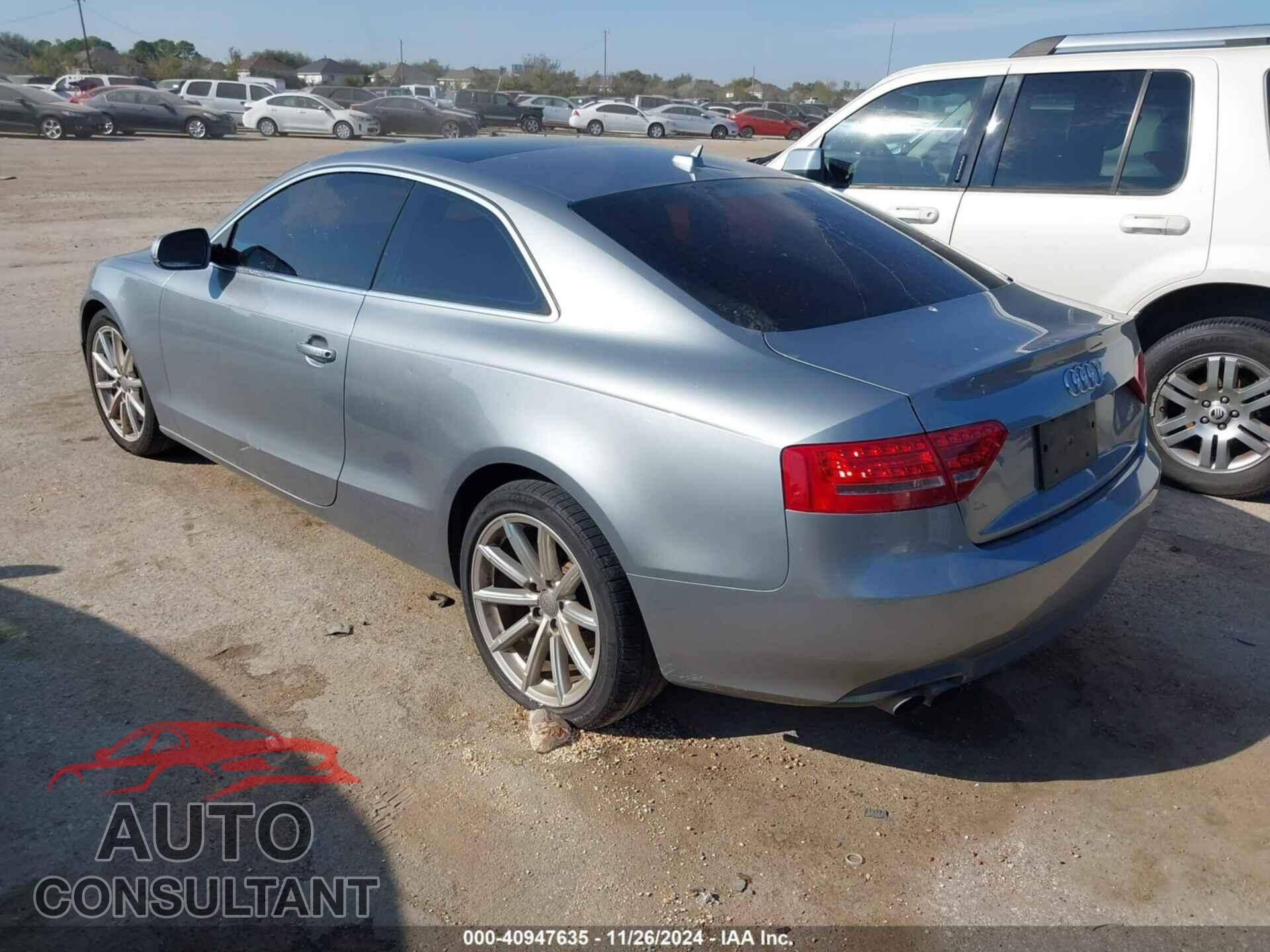 AUDI A5 2010 - WAULFAFR0AA010673