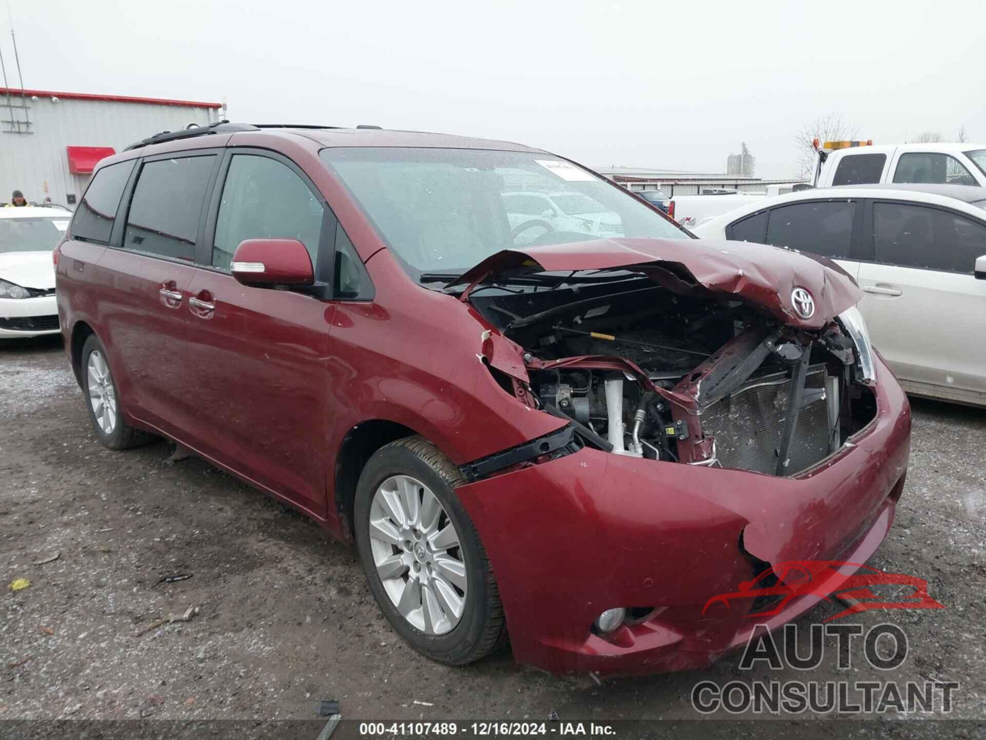 TOYOTA SIENNA 2014 - 5TDDK3DC3ES089617