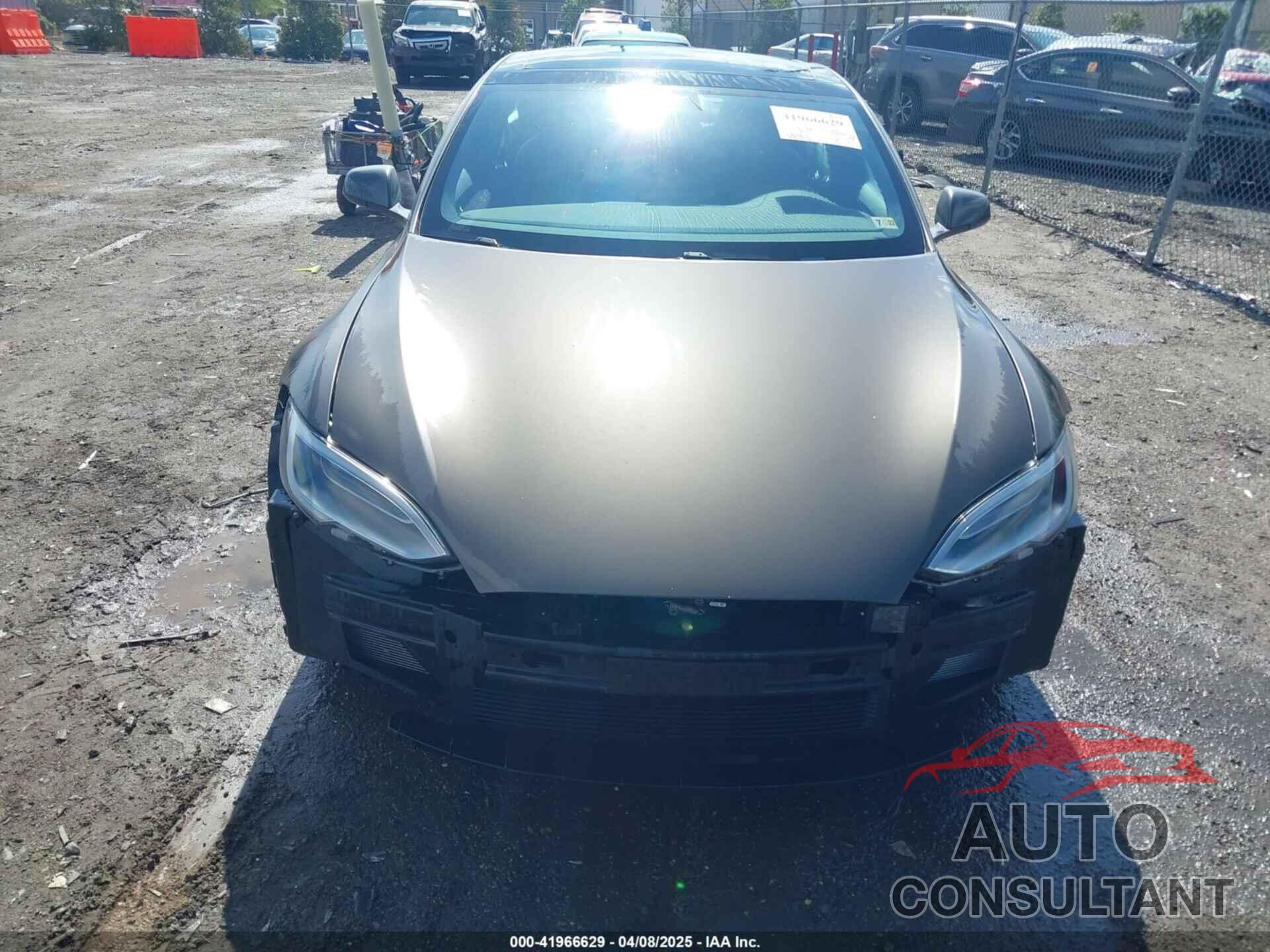 TESLA MODEL S 2018 - 5YJSA1E48JF268871
