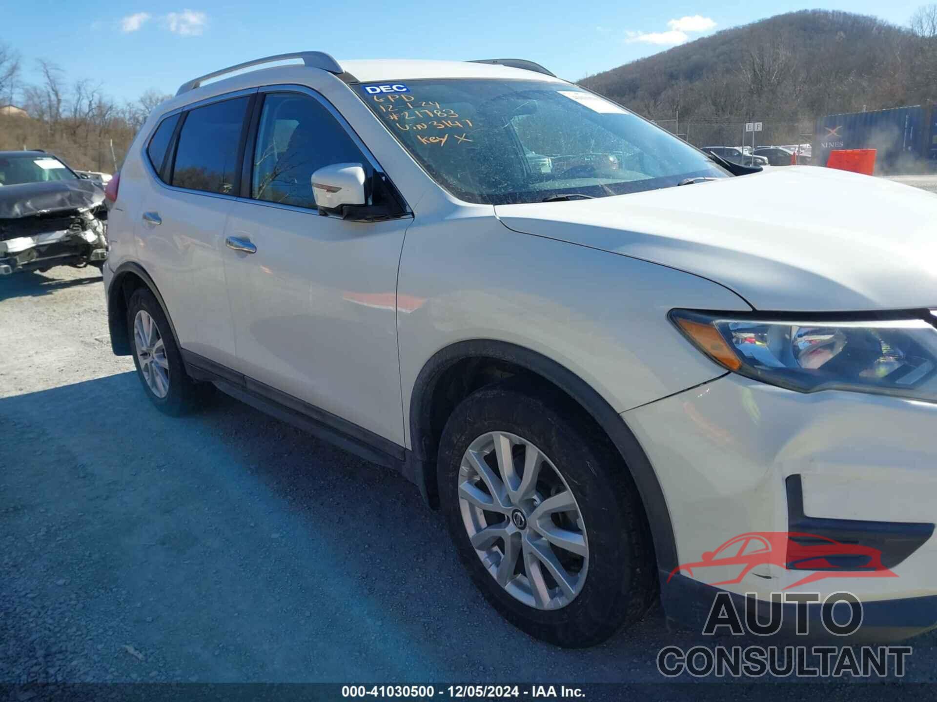 NISSAN ROGUE 2017 - 5N1AT2MT7HC873147