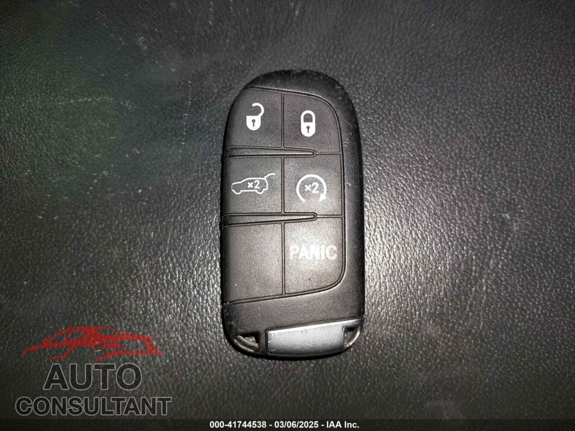 DODGE DURANGO 2018 - 1C4RDJDG5JC497152