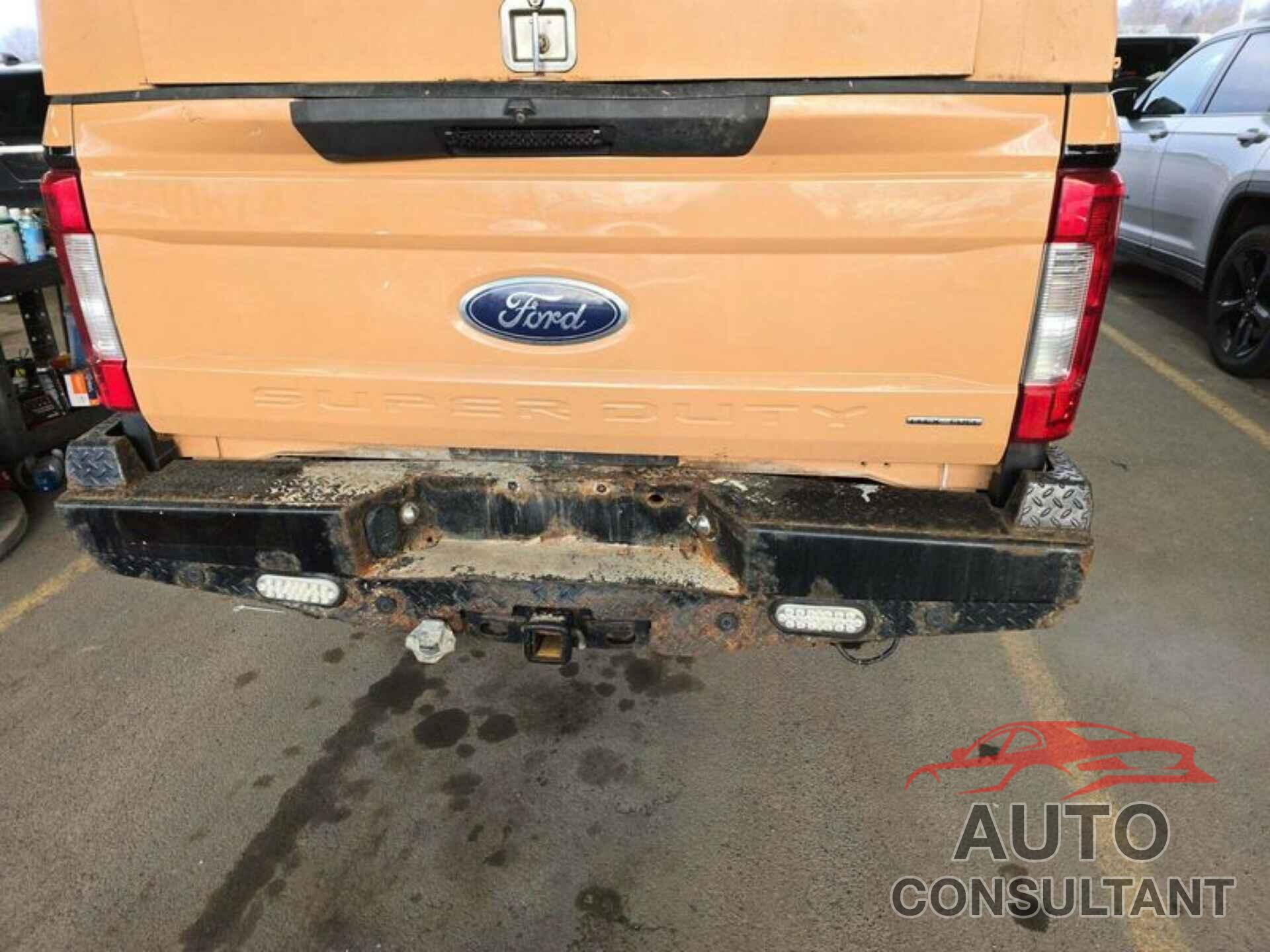 FORD F-350 2018 - 1FT8W3A60JEC83655