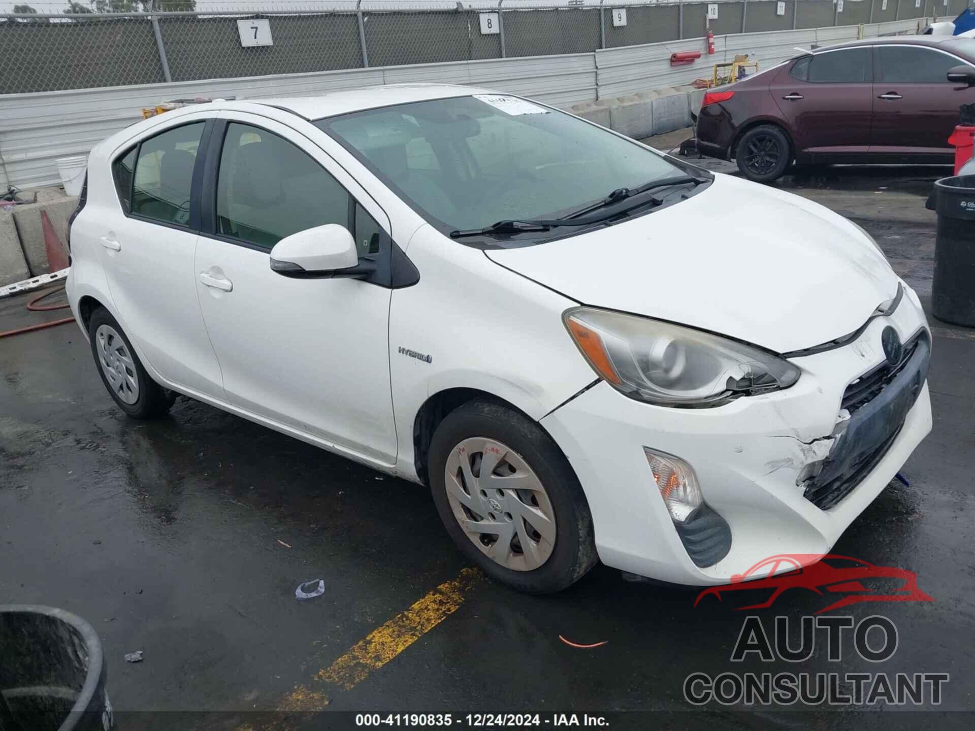 TOYOTA PRIUS C 2016 - JTDKDTB32G1127035