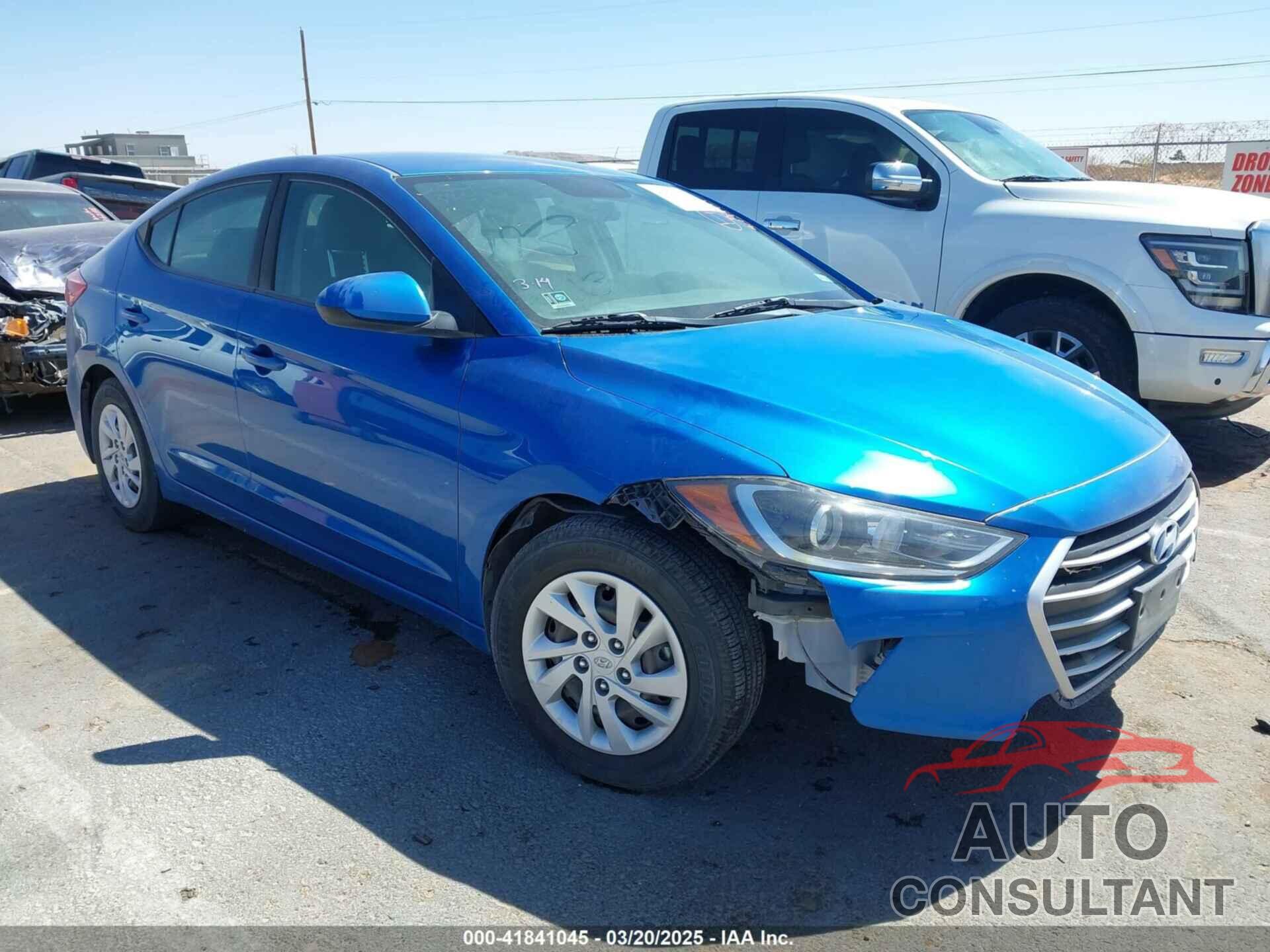 HYUNDAI ELANTRA 2018 - 5NPD74LF5JH355898