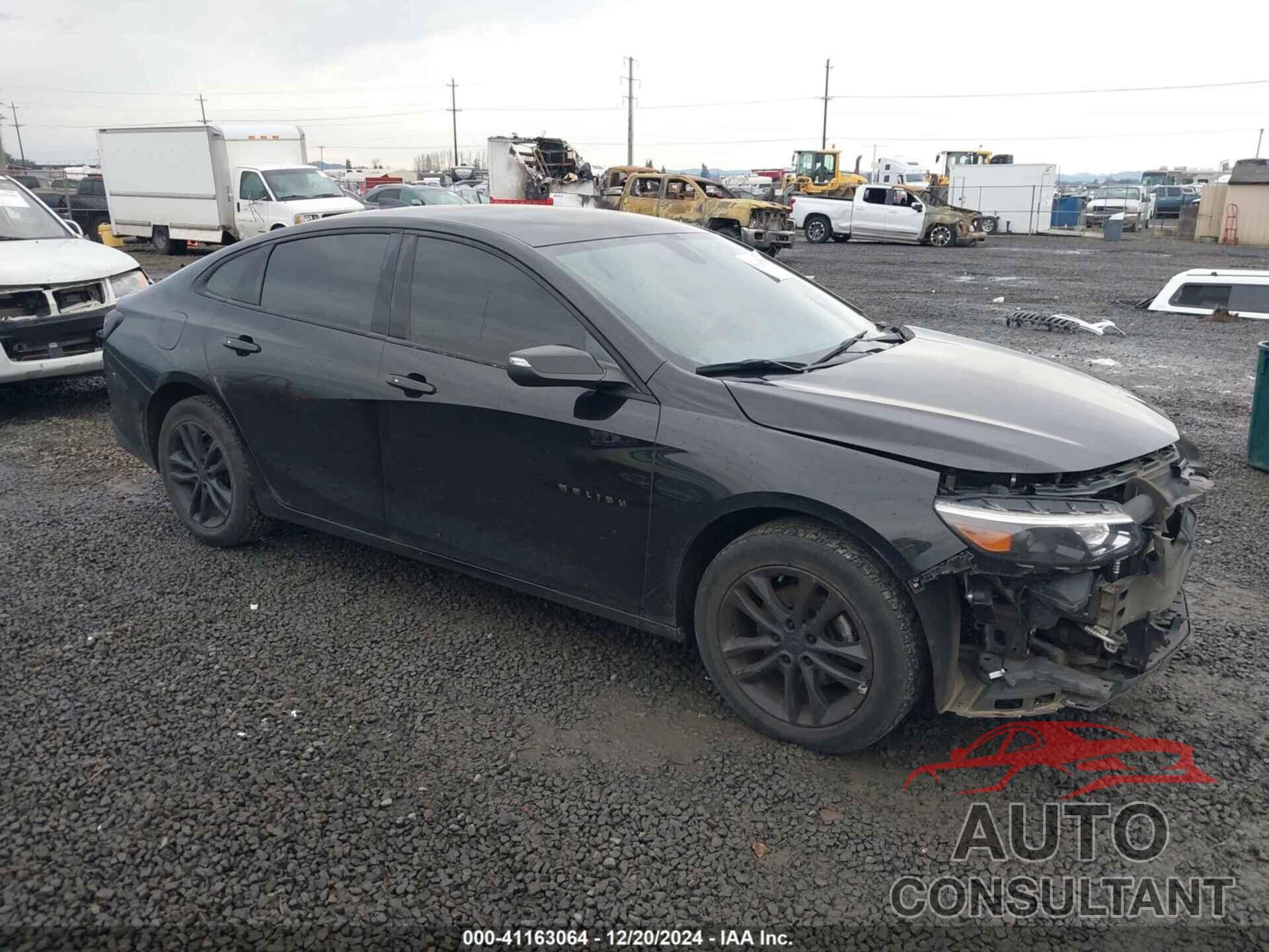 CHEVROLET MALIBU 2018 - 1G1ZD5ST1JF134376