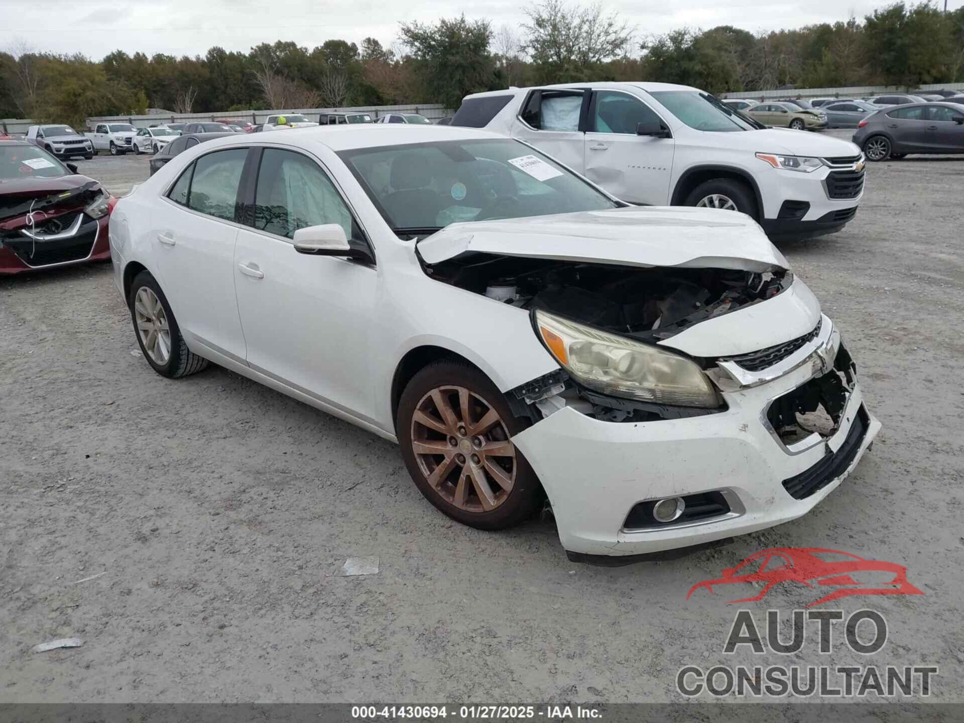 CHEVROLET MALIBU 2015 - 1G11D5SL3FF124548