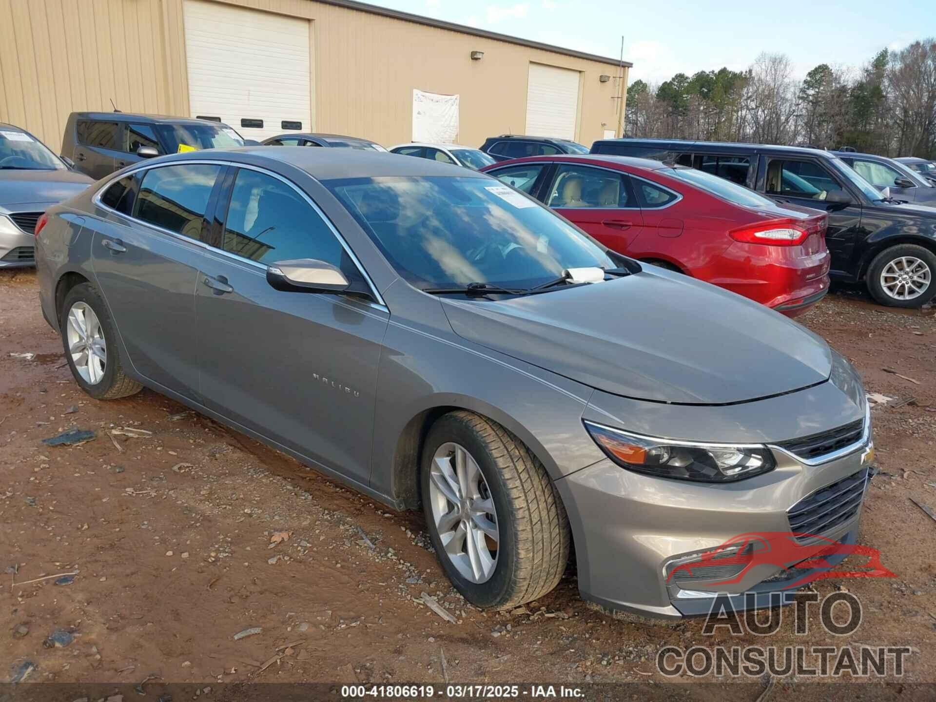 CHEVROLET MALIBU 2017 - 1G1ZE5ST4HF157819