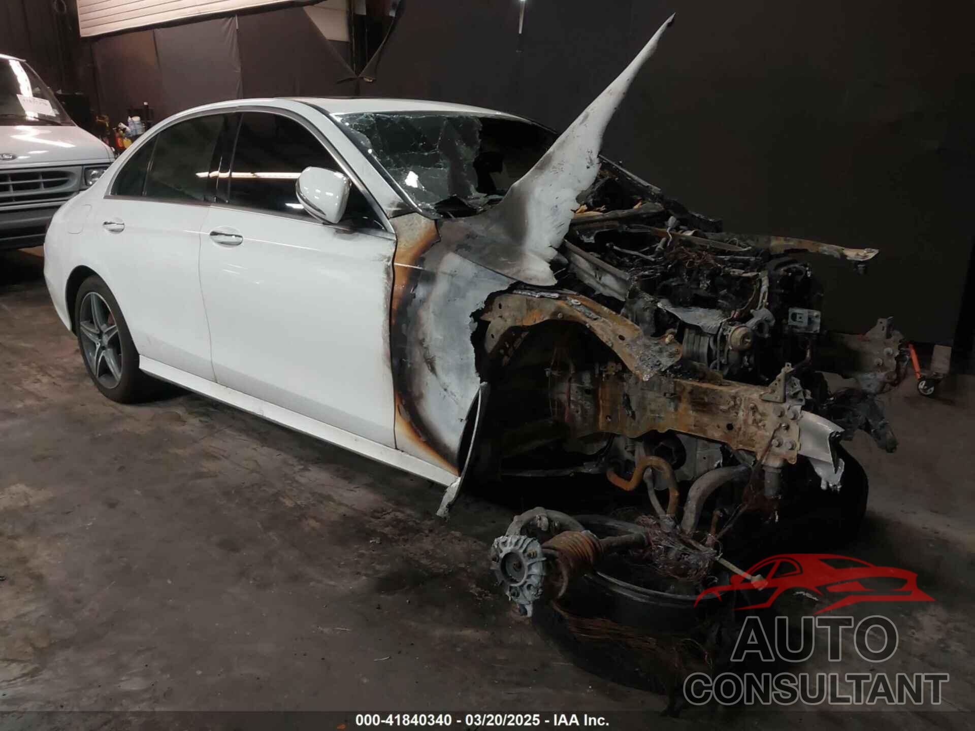 MERCEDES-BENZ E 300 2017 - WDDZF4KB1HA177230