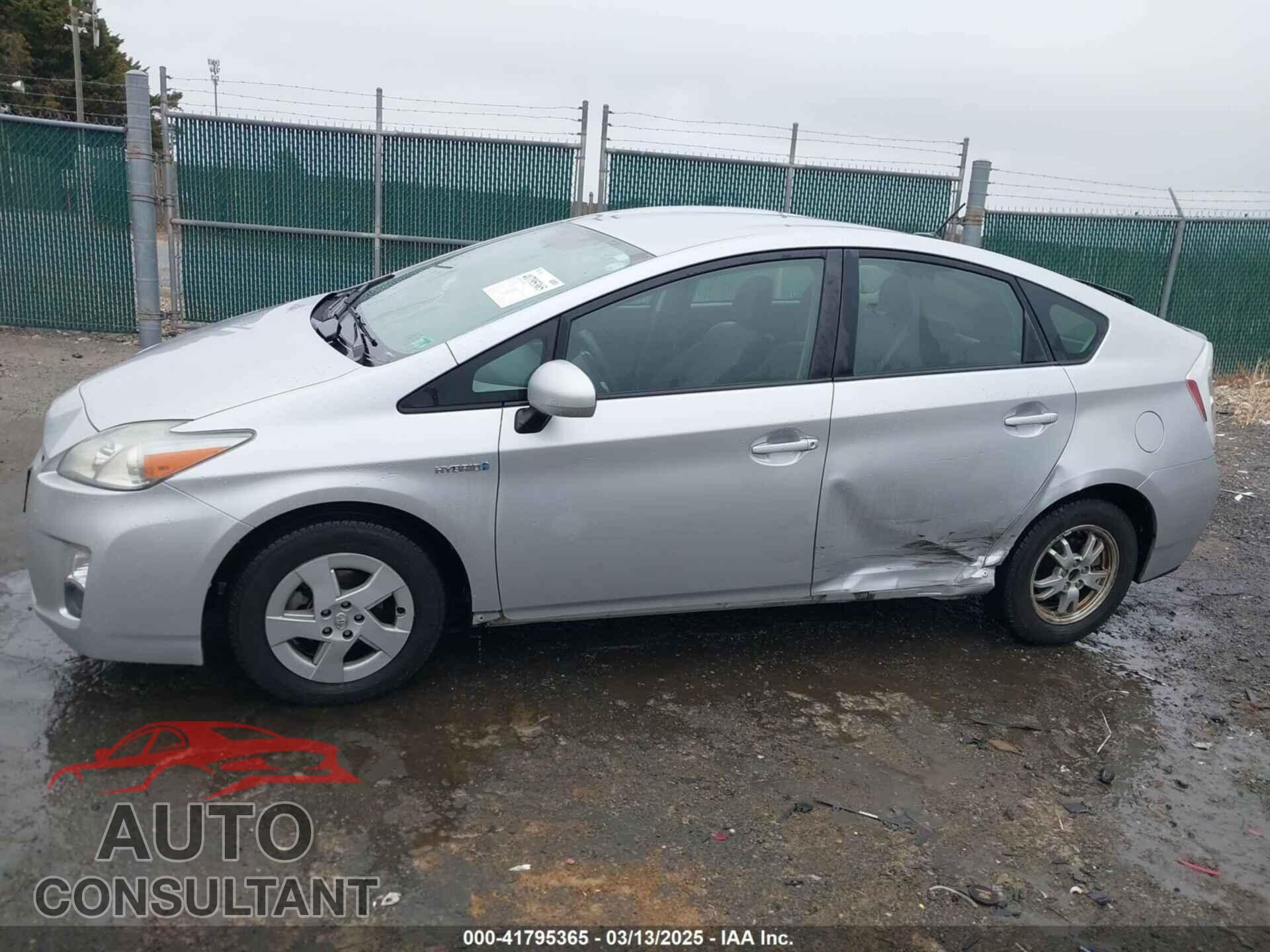 TOYOTA PRIUS 2010 - JTDKN3DU8A0228564