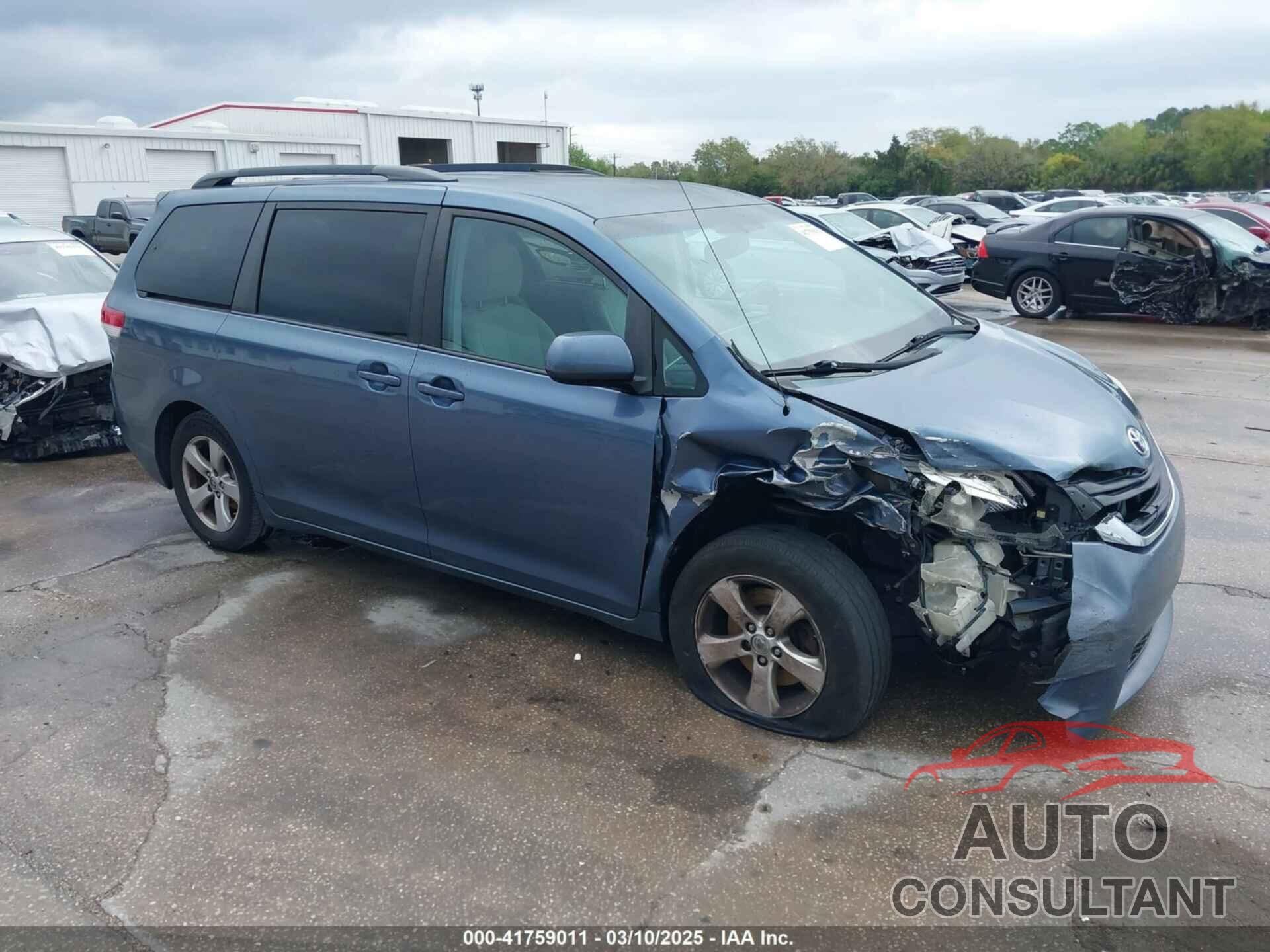 TOYOTA SIENNA 2014 - 5TDKK3DC0ES481977