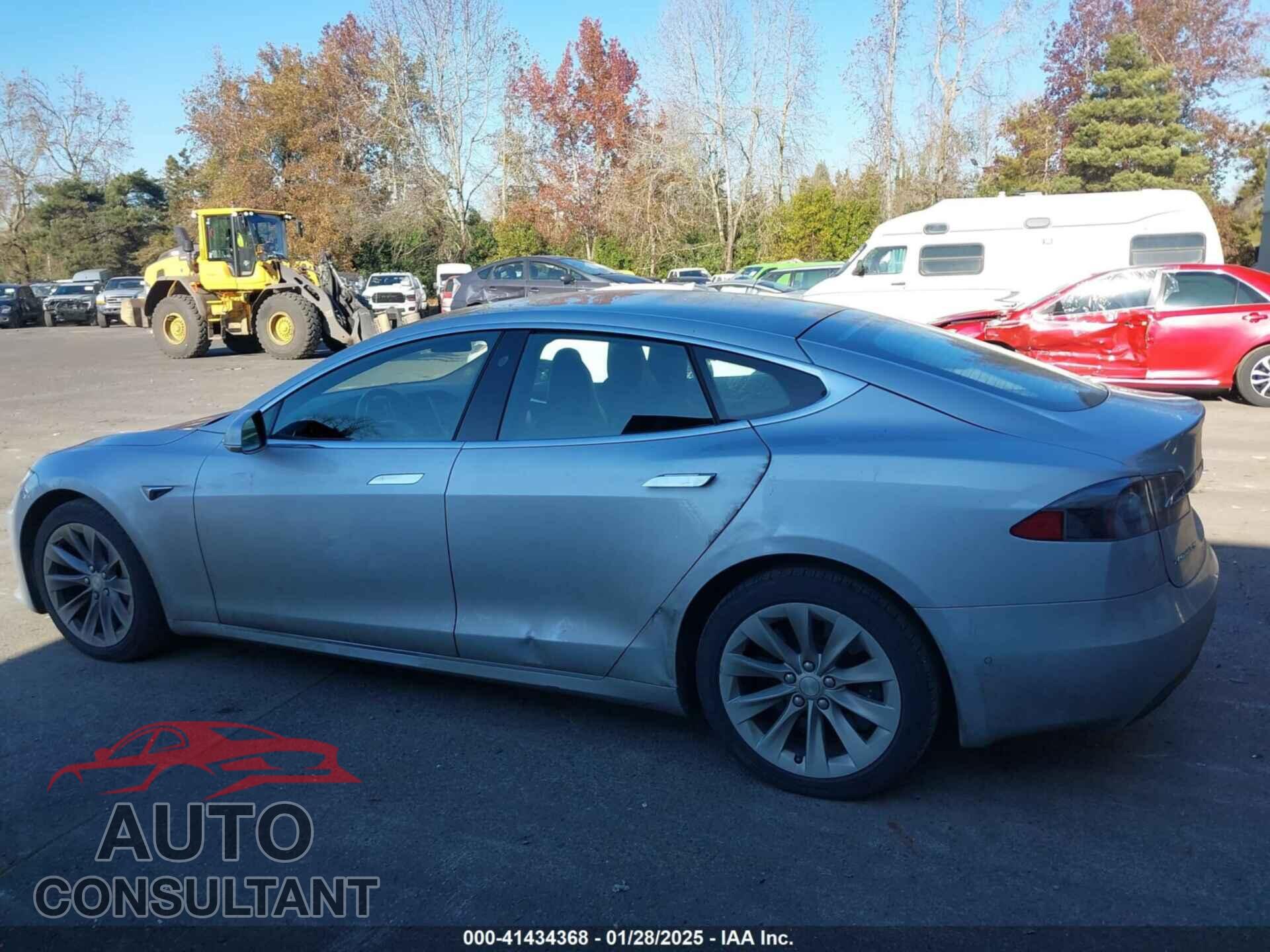 TESLA MODEL S 2017 - 5YJSA1E29HF215847