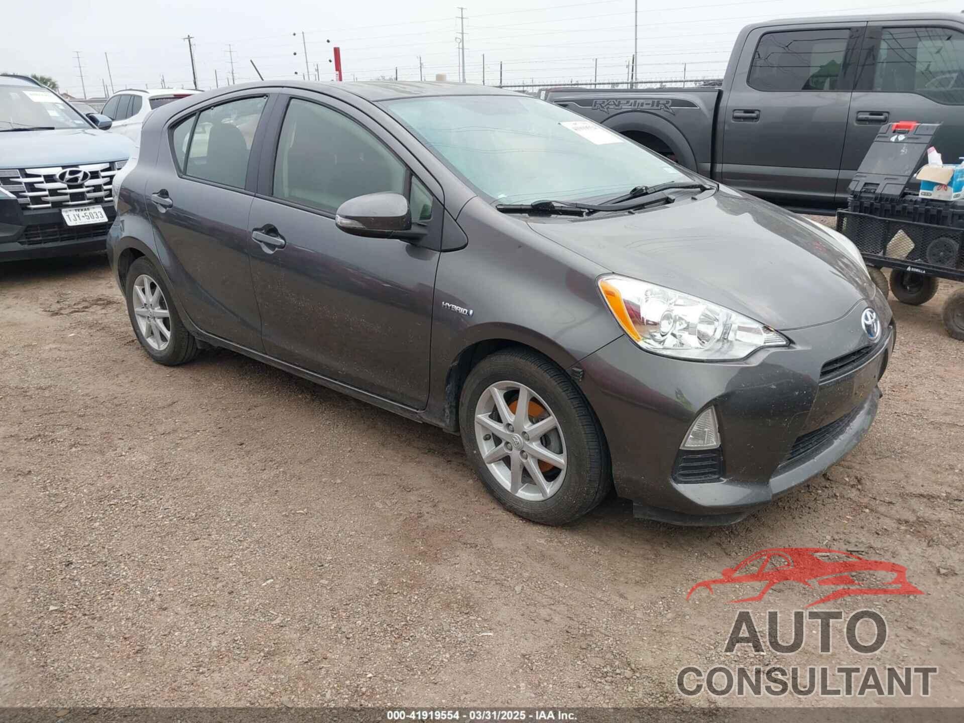 TOYOTA PRIUS C 2013 - JTDKDTB32D1045222