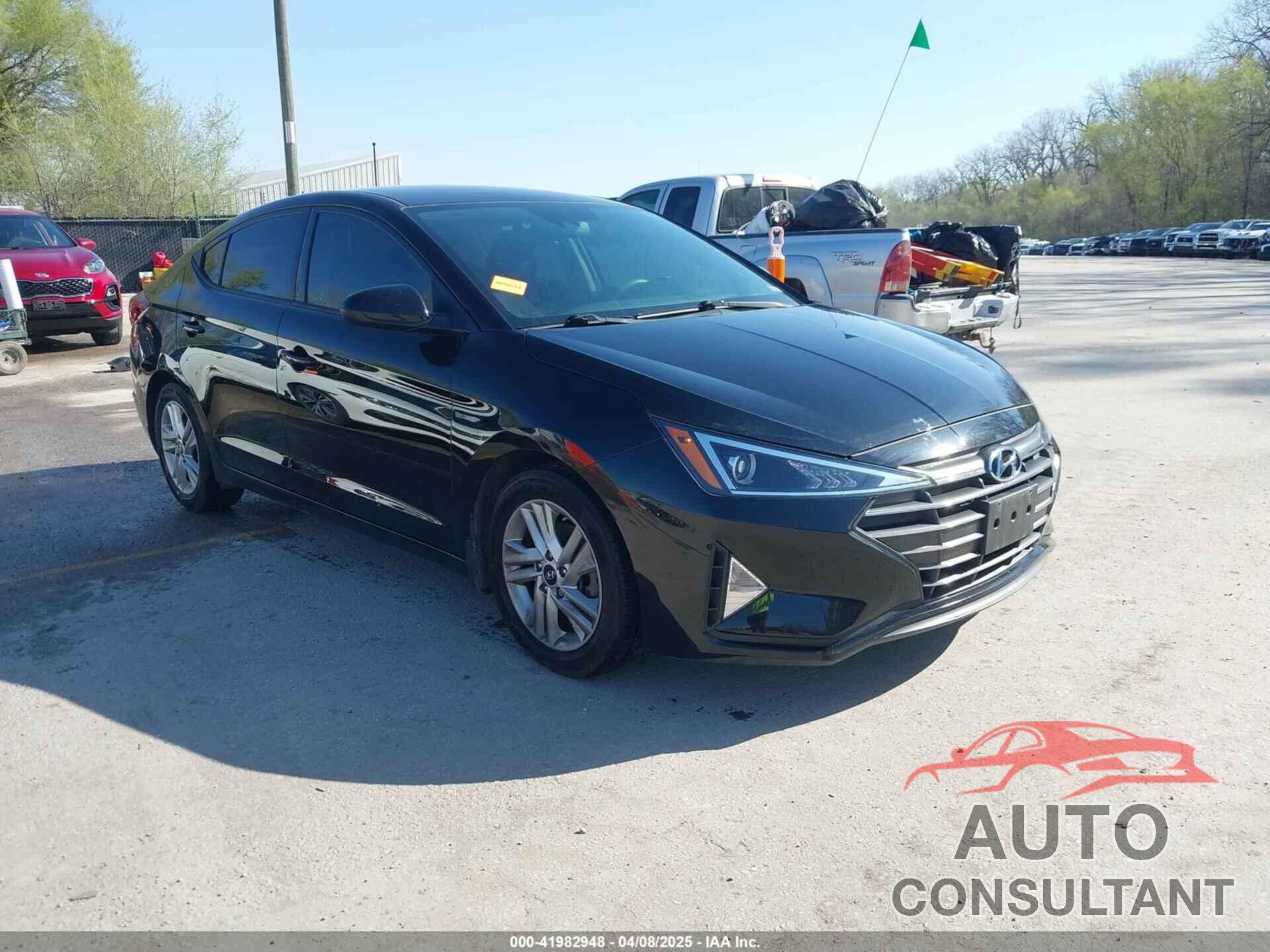 HYUNDAI ELANTRA 2020 - 5NPD84LF3LH546610