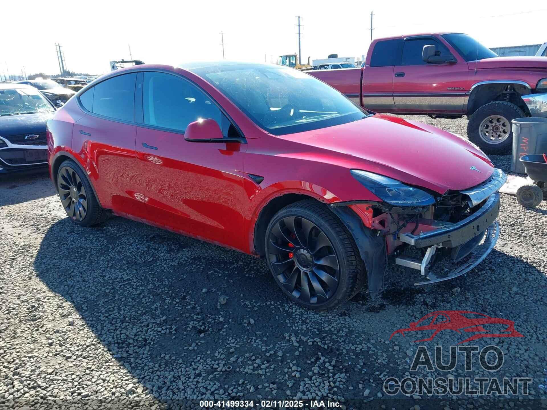TESLA MODEL Y 2023 - 7SAYGDEF5PF968855