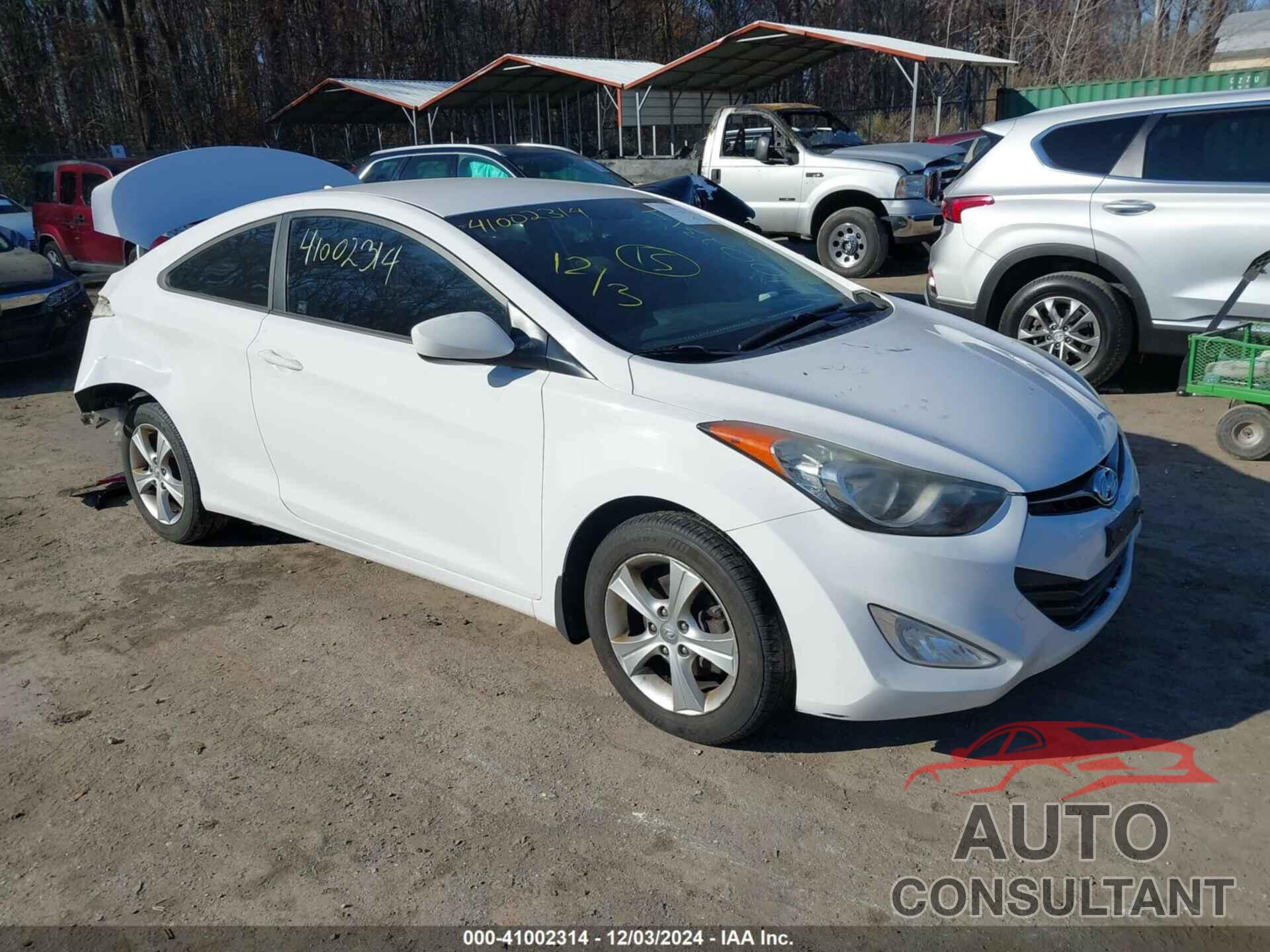 HYUNDAI ELANTRA 2013 - KMHDH6AE9DU015842