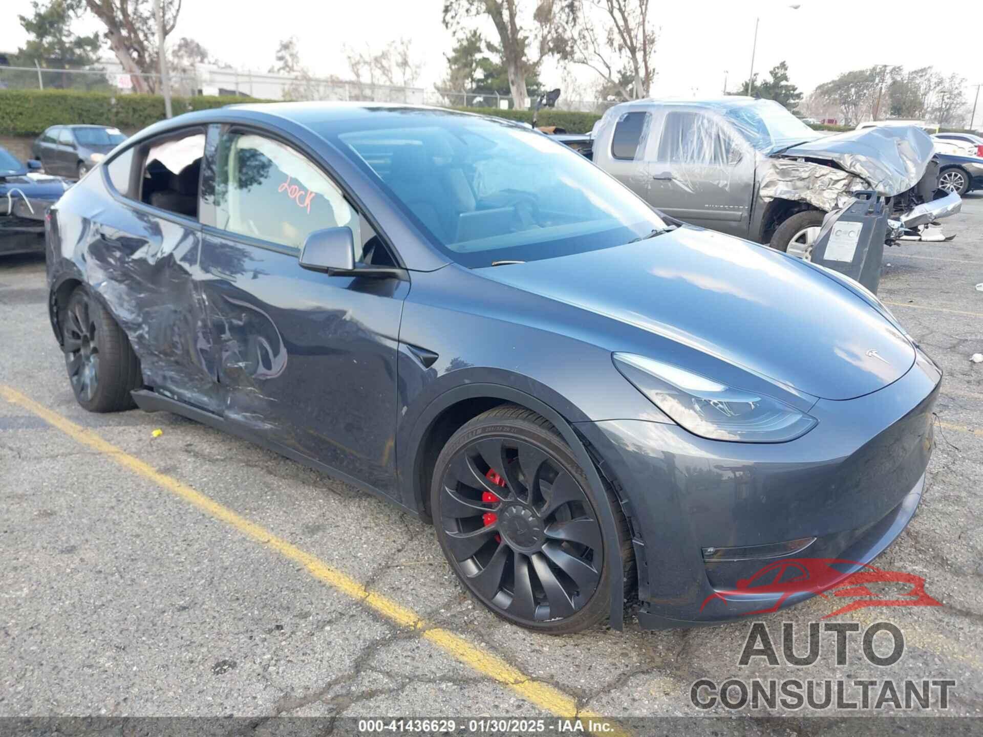 TESLA MODEL Y 2023 - 7SAYGDEF6PF837174