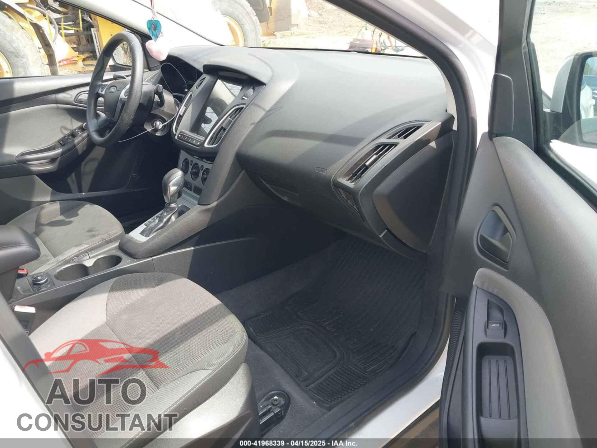 FORD FOCUS 2012 - 1FAHP3F27CL246691