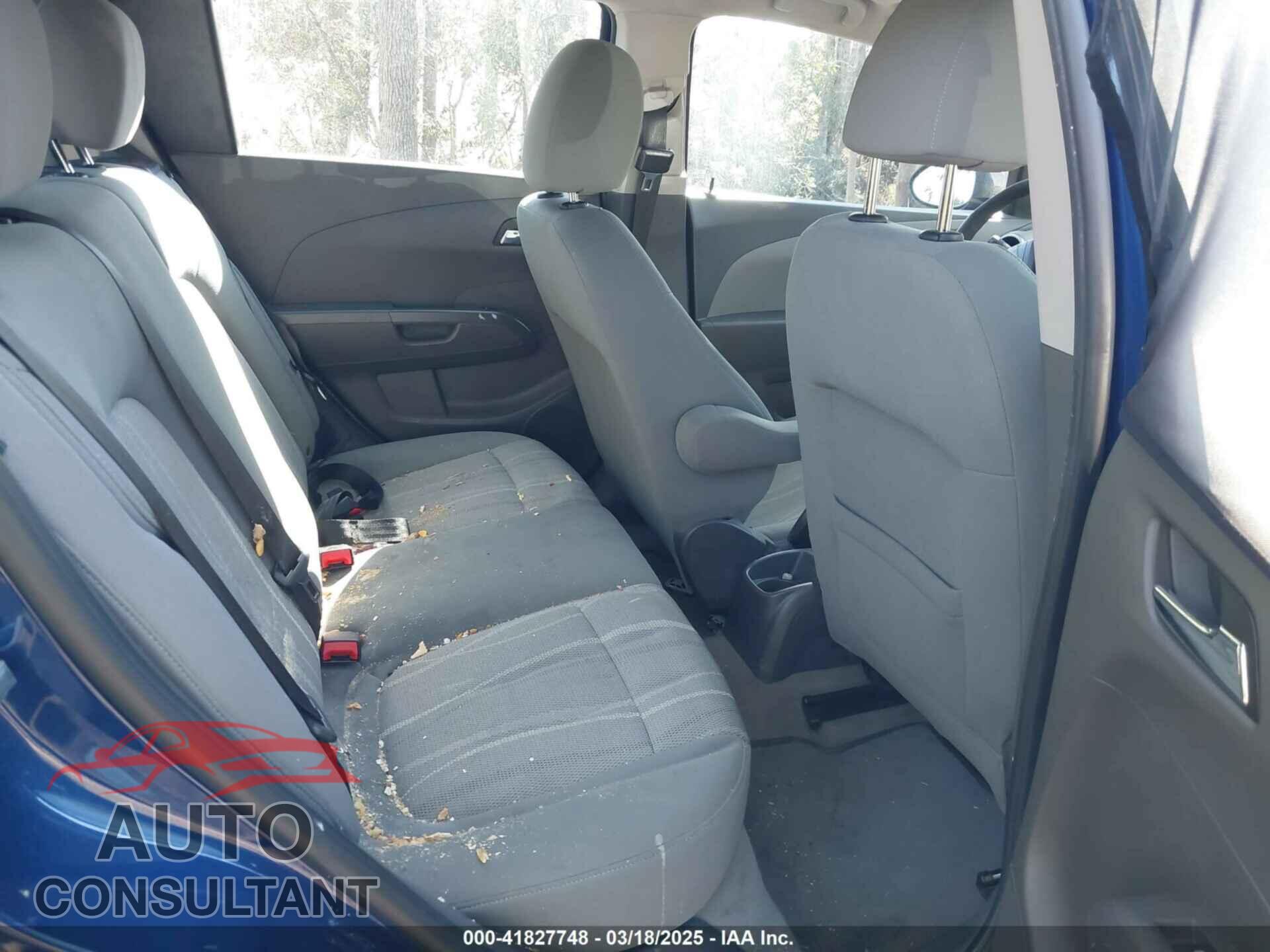 CHEVROLET SONIC 2014 - 1G1JC6SG7E4118564