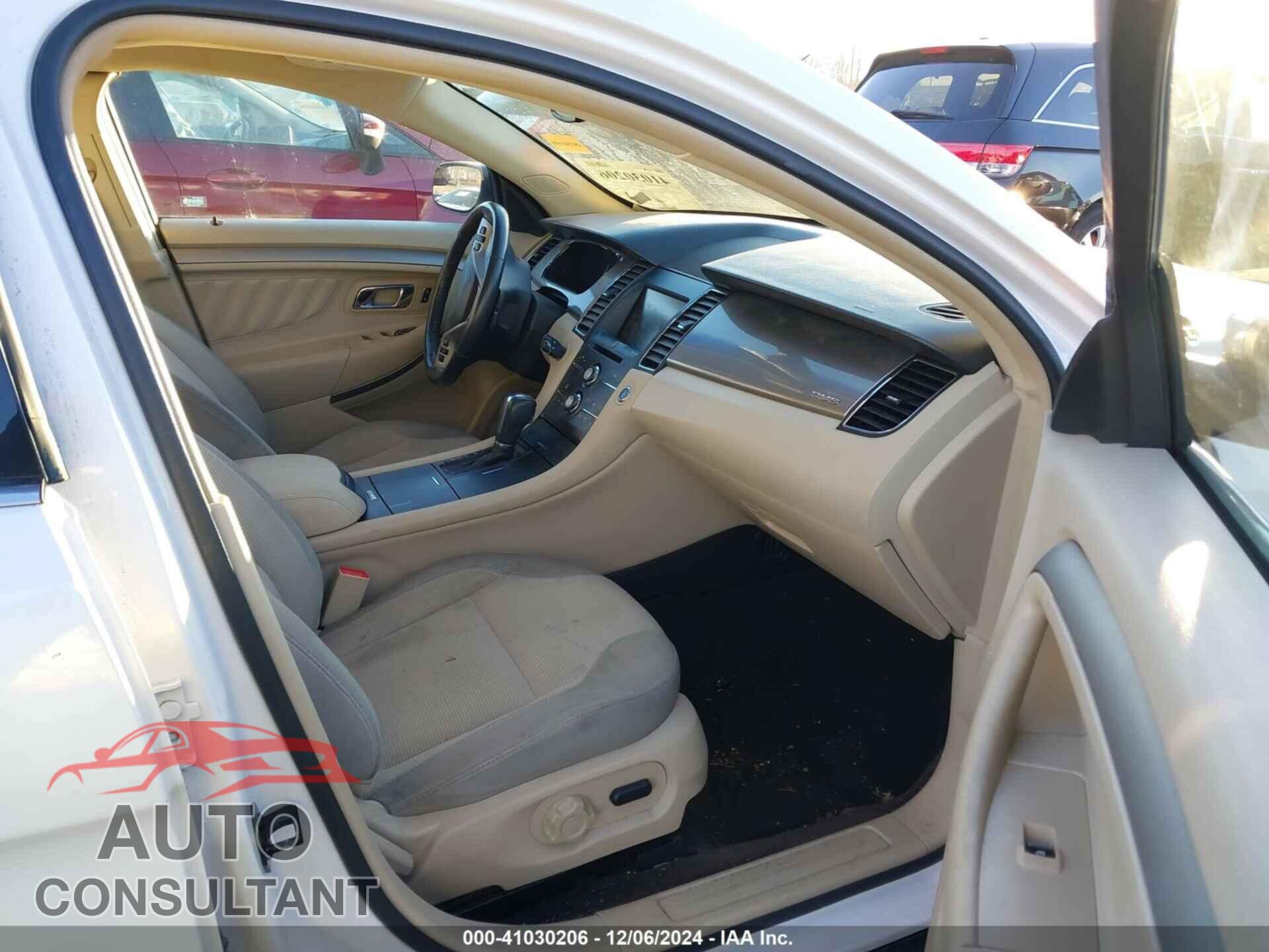 FORD TAURUS 2013 - 1FAHP2E84DG166582