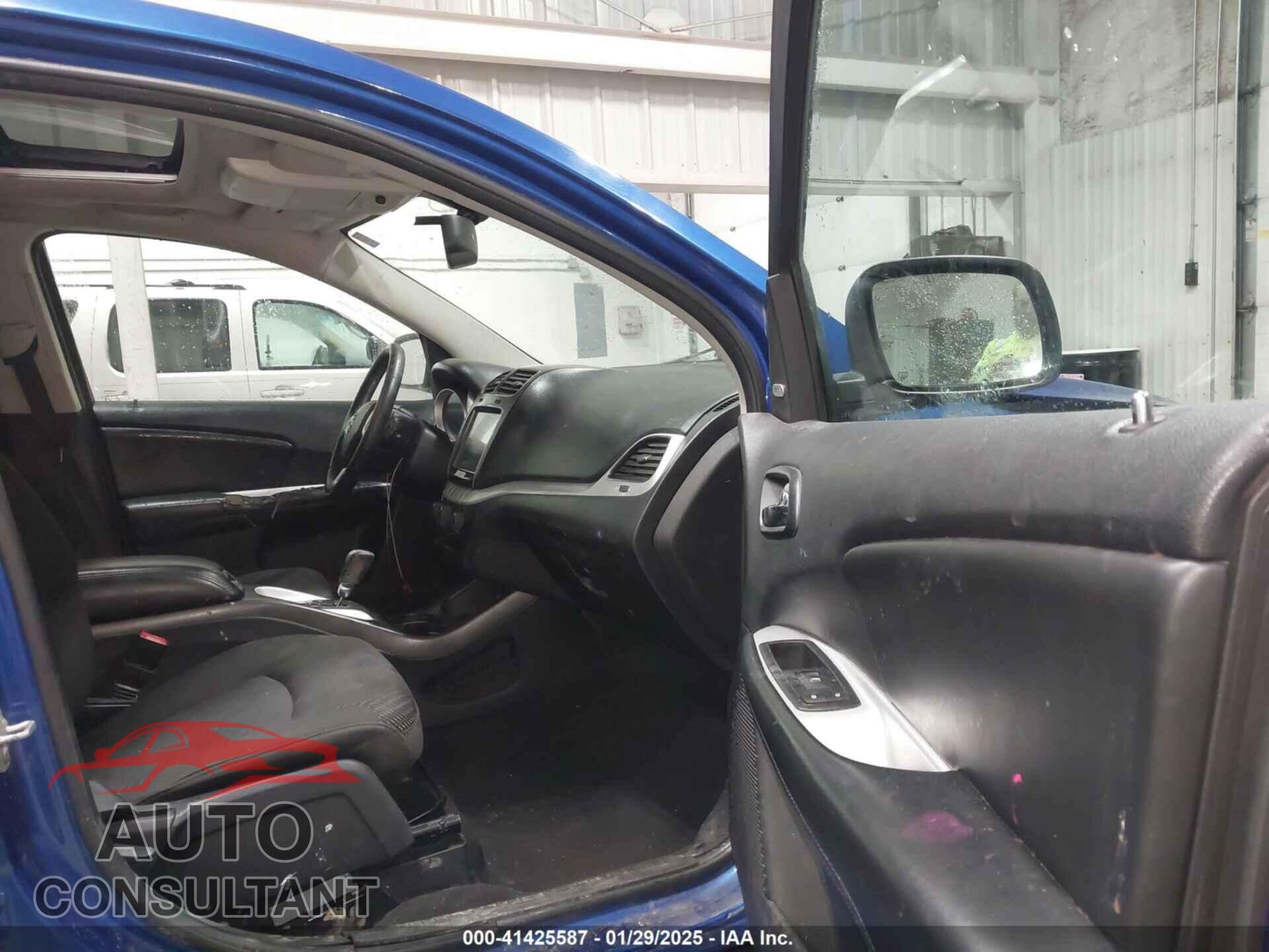 DODGE JOURNEY 2015 - 3C4PDCBG7FT531884