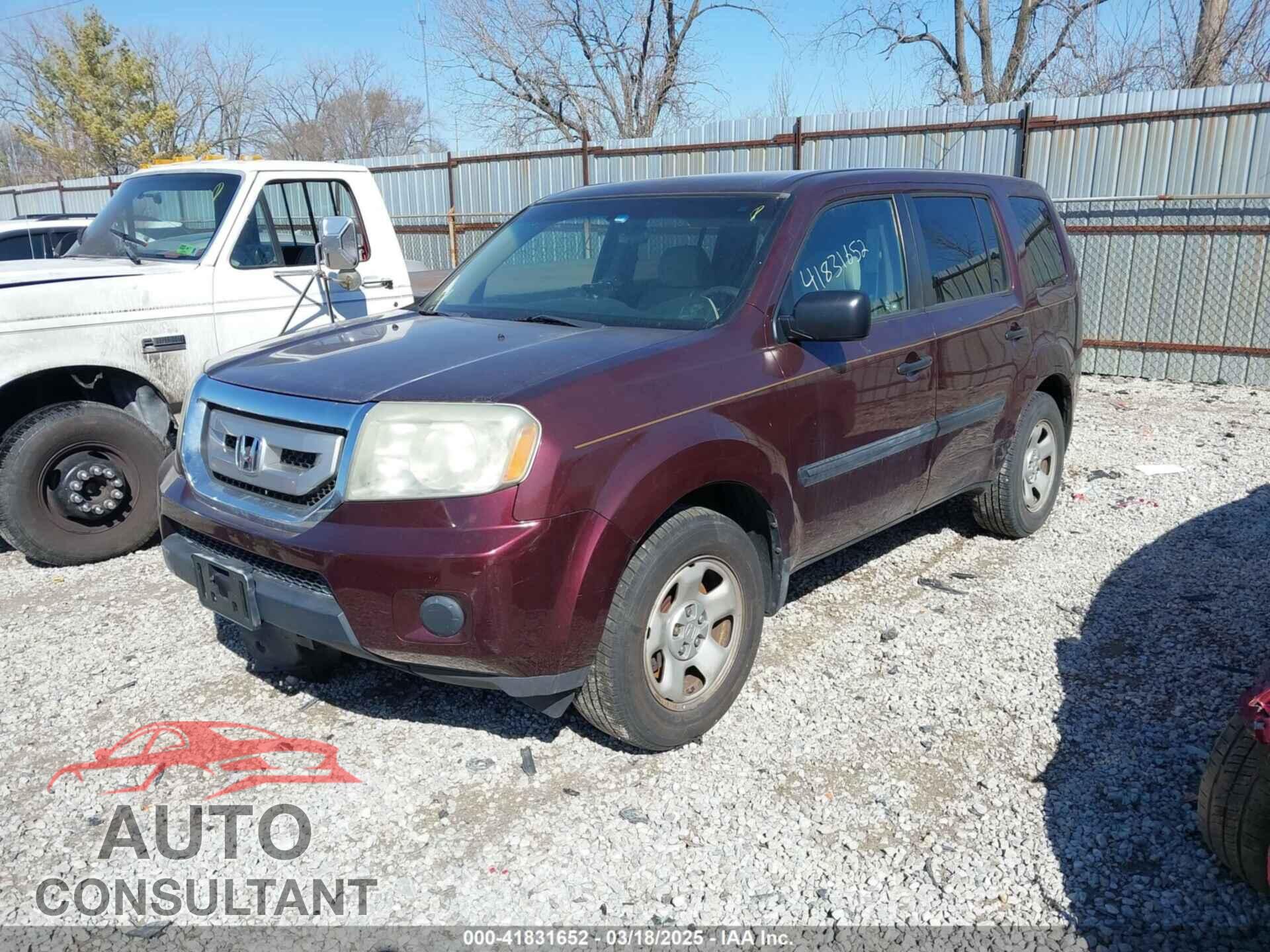 HONDA PILOT 2011 - 5FNYF4H21BB027582
