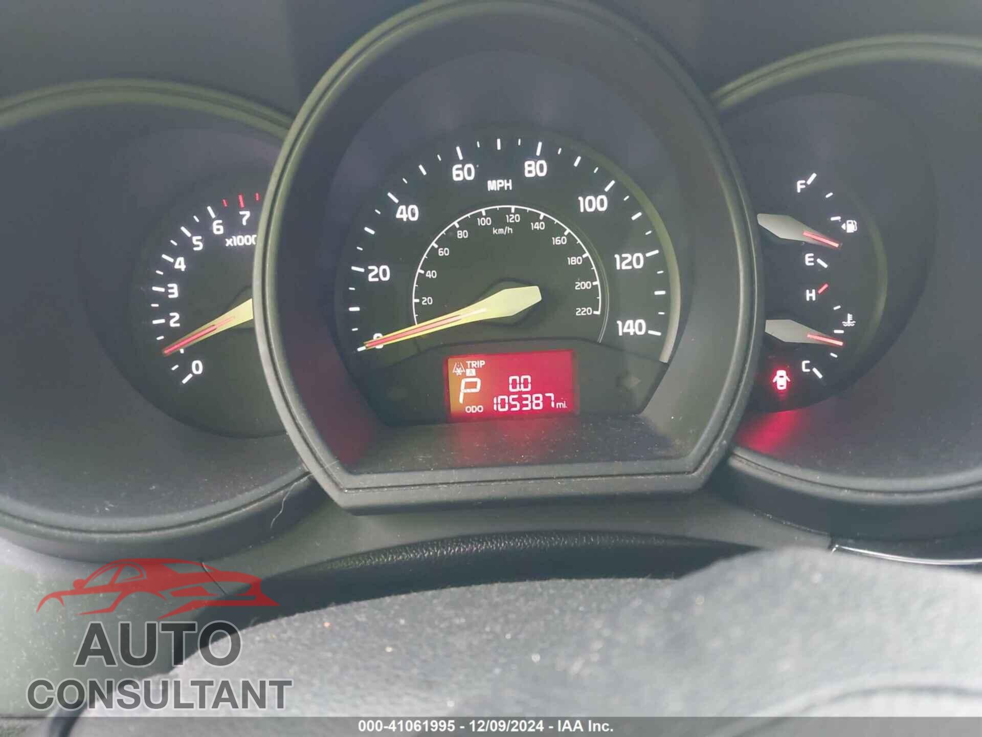 KIA RIO 2017 - KNADM4A3XH6008022