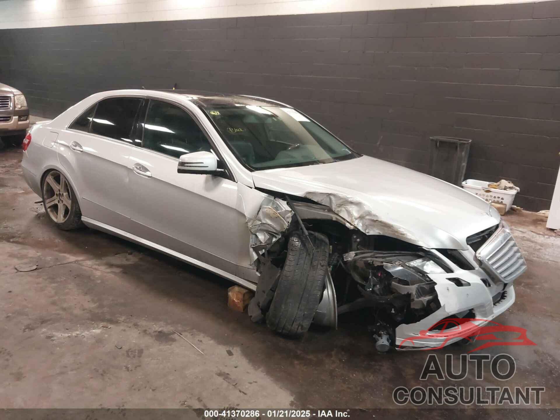 MERCEDES-BENZ E 550 2011 - WDDHF9AB6BA338317