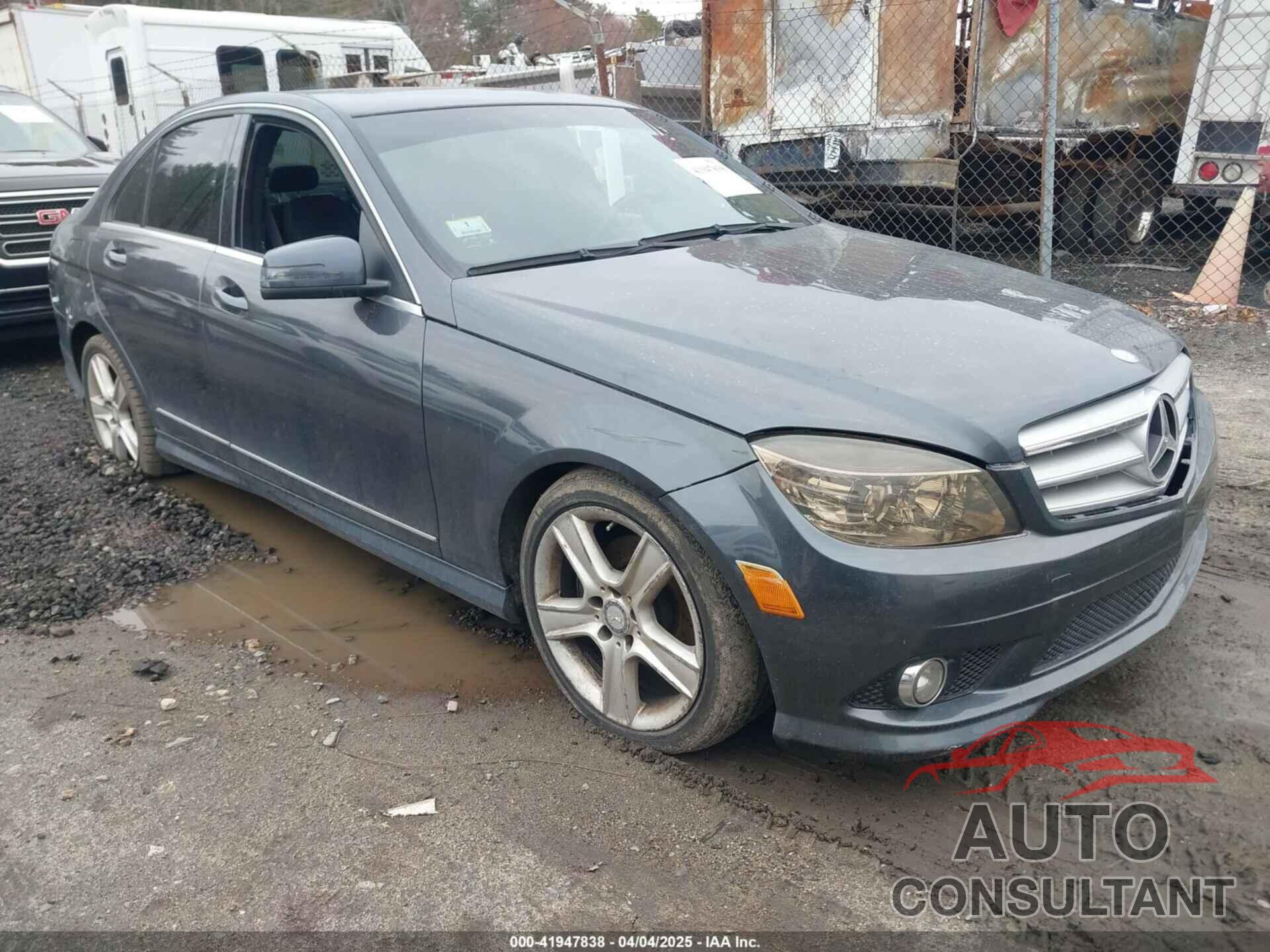 MERCEDES-BENZ C 300 2010 - WDDGF8BB4AR112071
