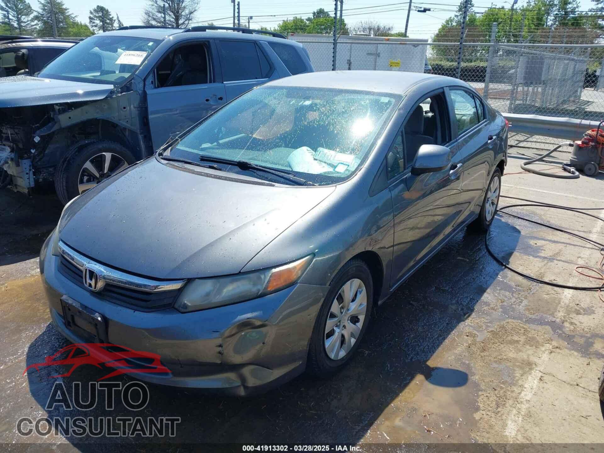HONDA CIVIC 2012 - 2HGFB2F55CH306552