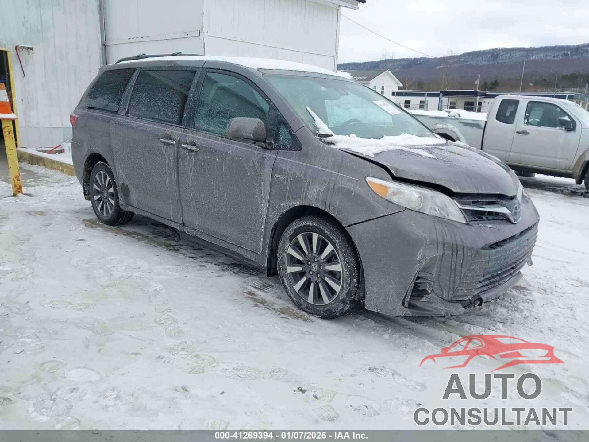 TOYOTA SIENNA 2019 - 5TDJZ3DC3KS223214