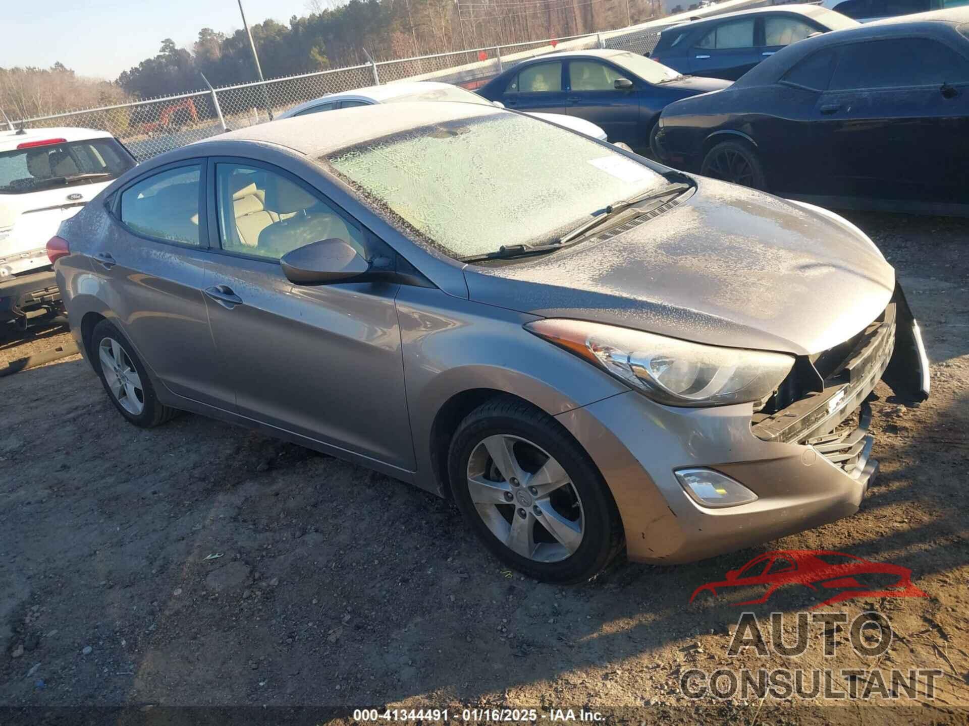 HYUNDAI ELANTRA 2012 - 5NPDH4AE2CH094479