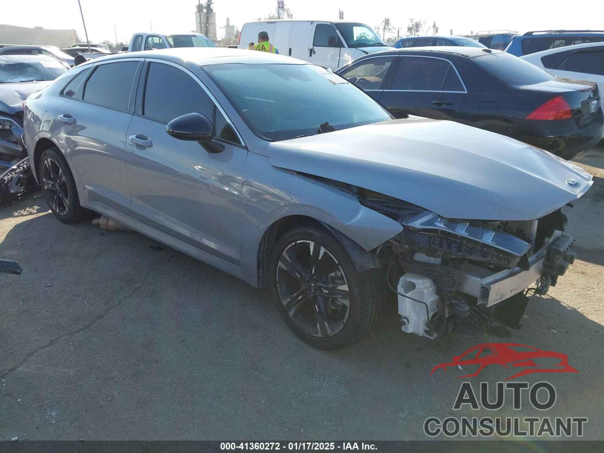 KIA K5 2021 - 5XXG64J27MG075612