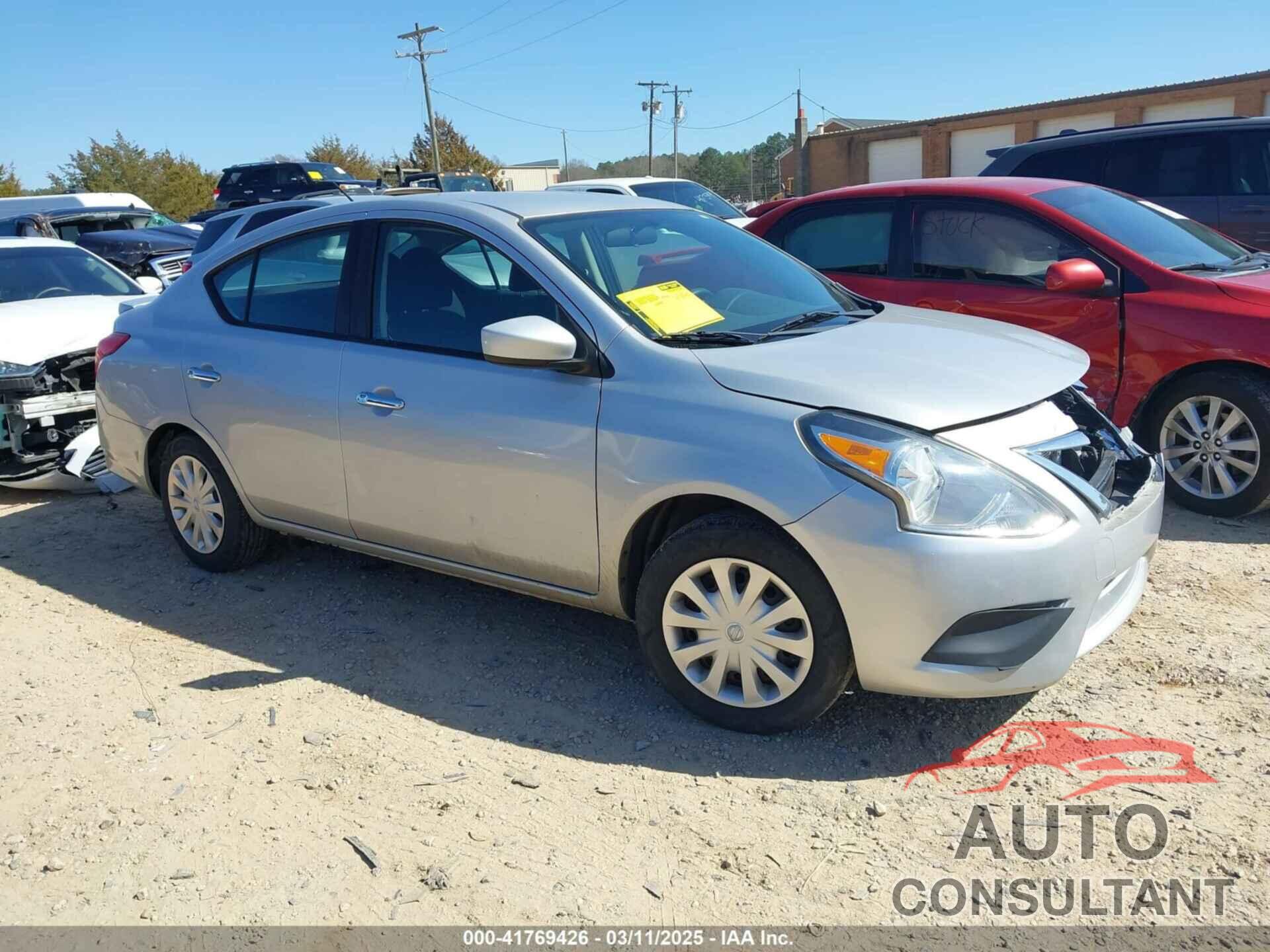 NISSAN VERSA 2017 - 3N1CN7AP3HK445973